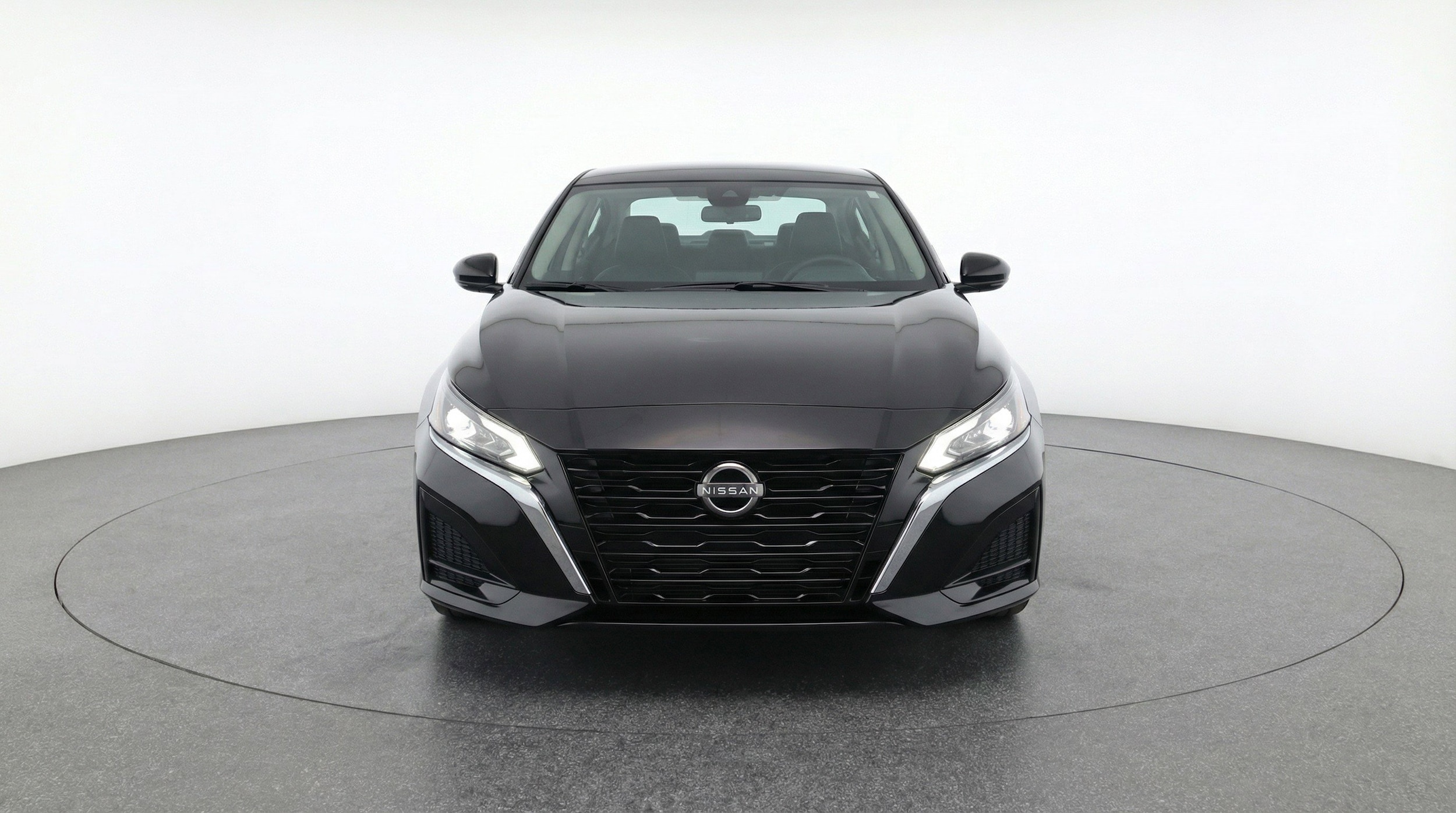 Thumbnail: 2025 Nissan Altima - 2