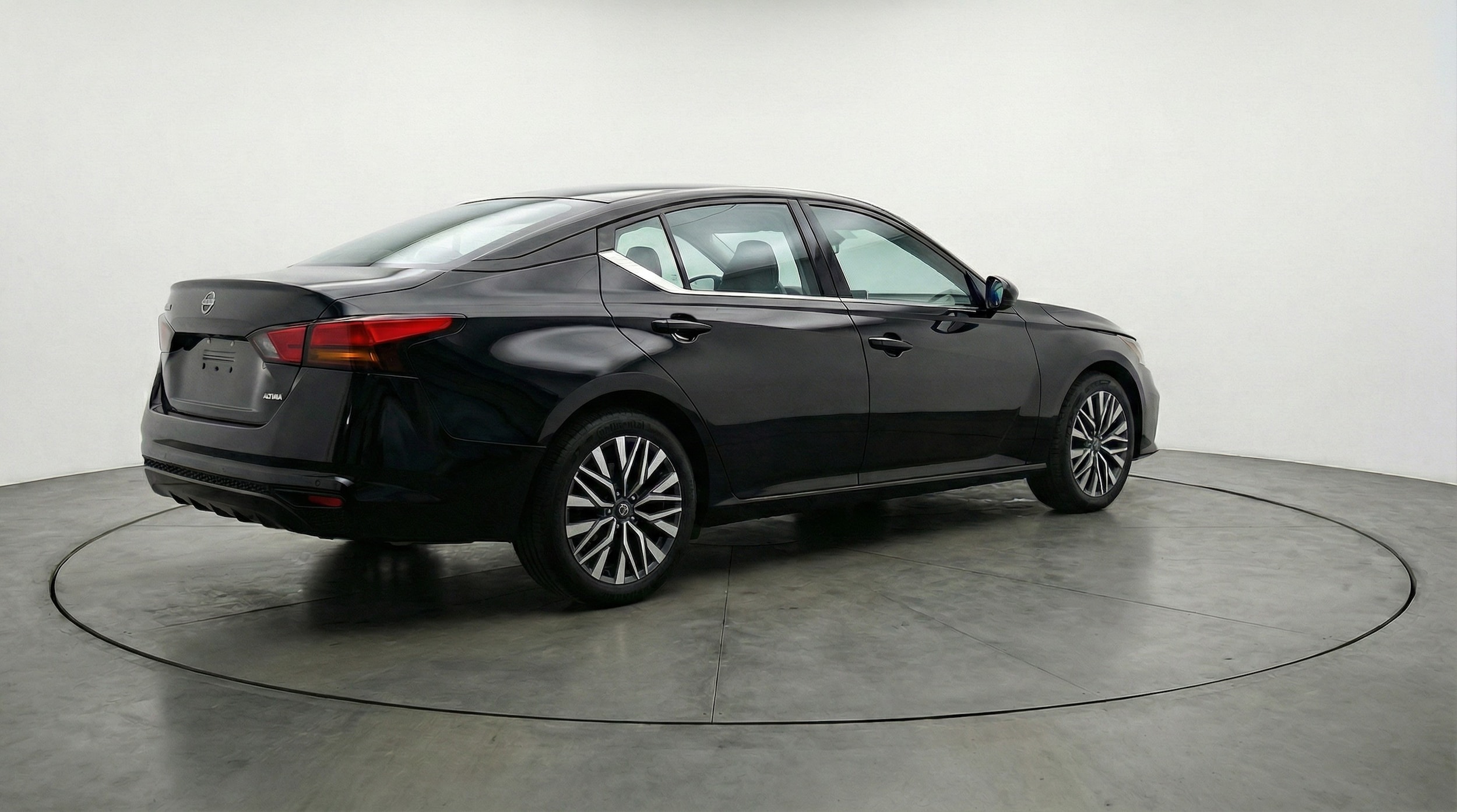 Thumbnail: 2025 Nissan Altima - 7