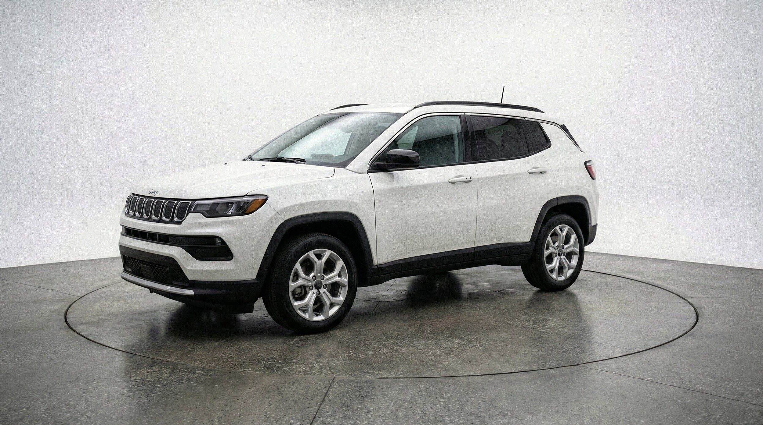 Thumbnail: 2025 Jeep Compass - 3