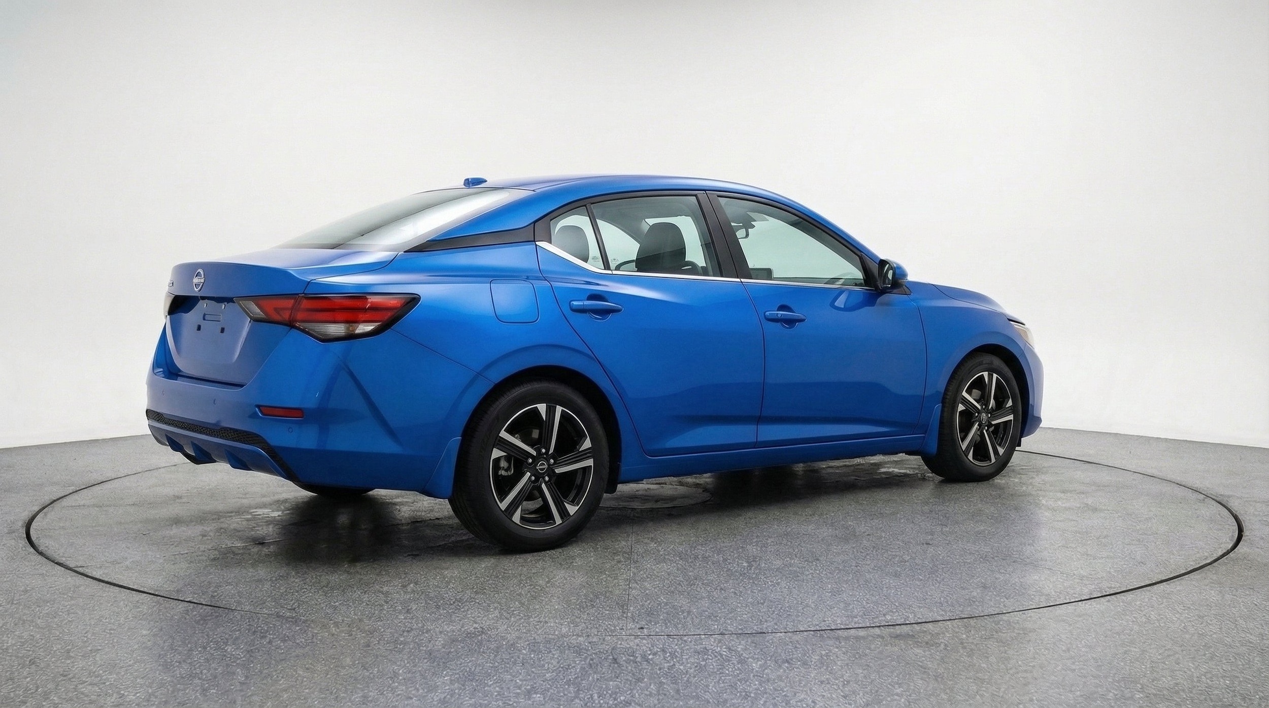 Thumbnail: 2025 Nissan Sentra - 9