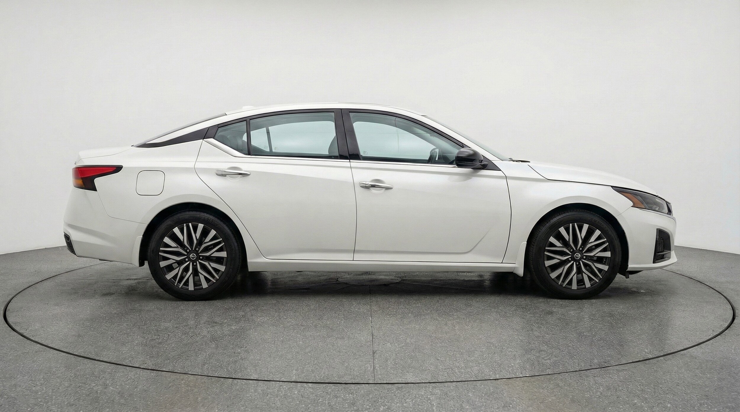 Thumbnail: 2025 Nissan Altima - 11