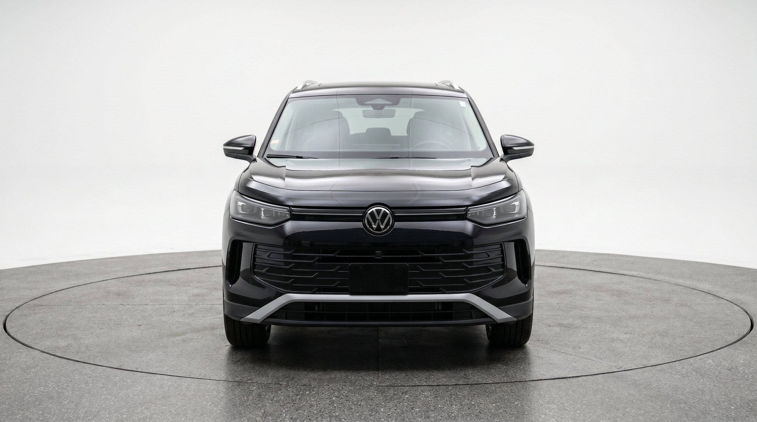 Thumbnail: 2026 Volkswagen Tiguan - 2