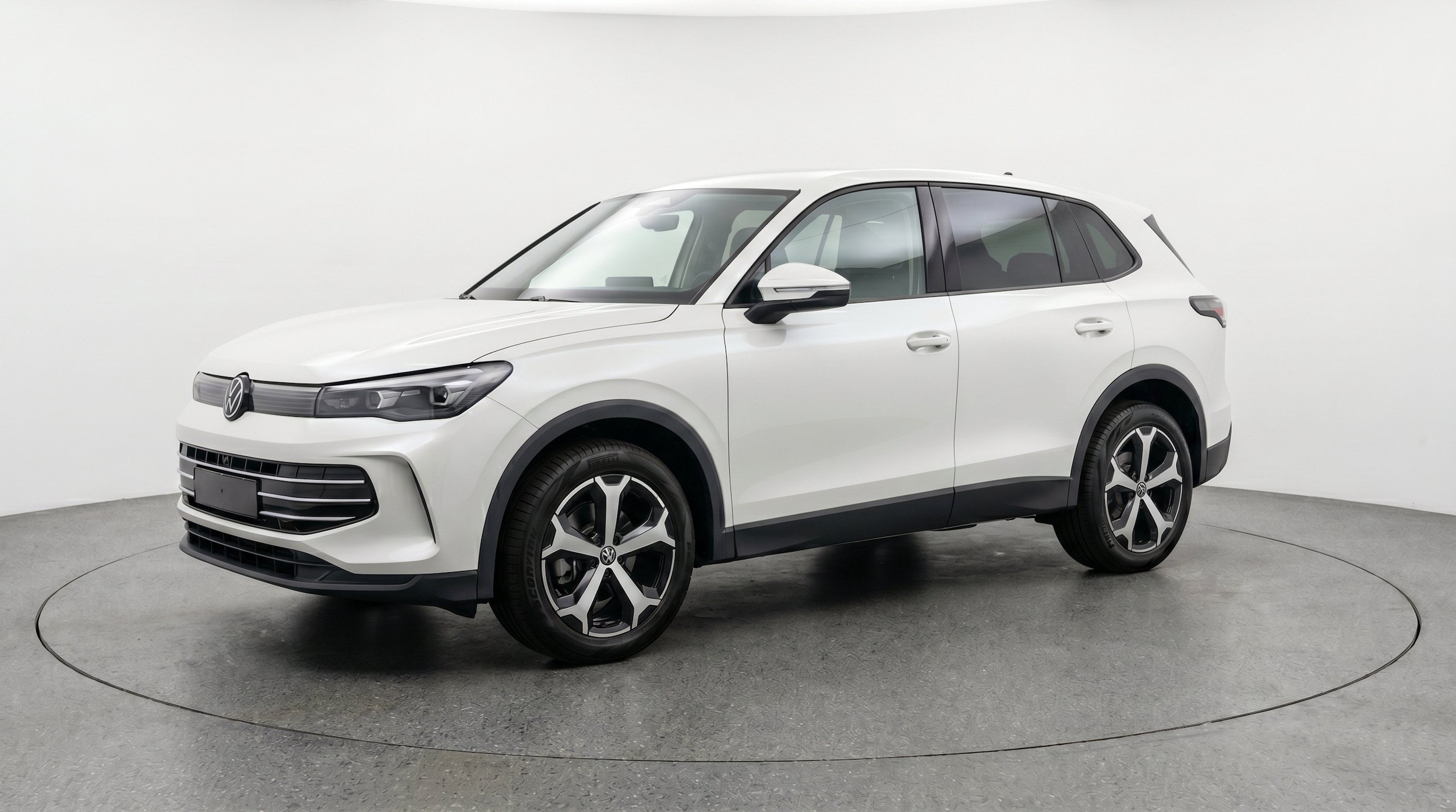 Thumbnail: 2026 Volkswagen Tiguan - 3