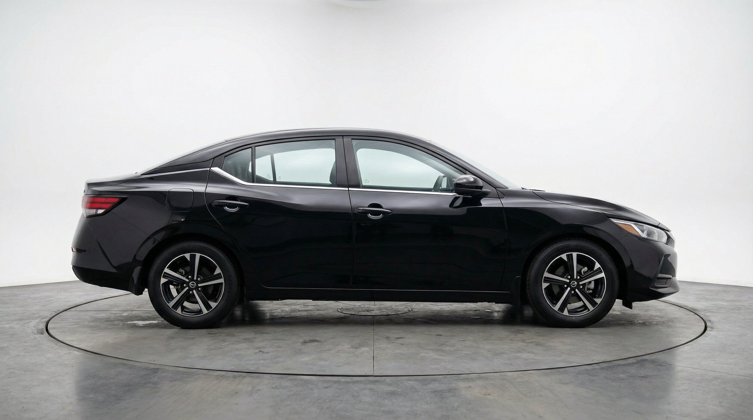 Thumbnail: 2025 Nissan Sentra - 11