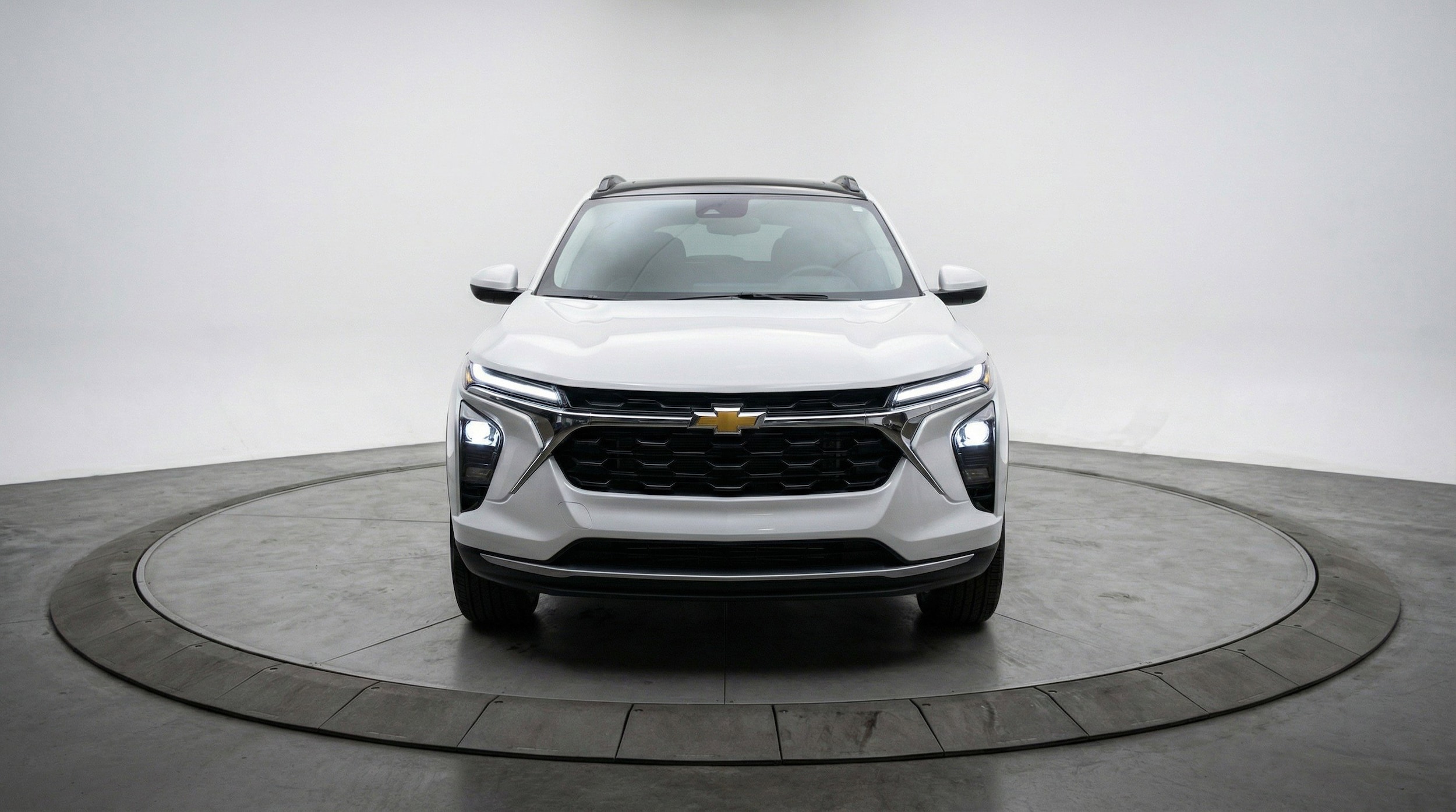 Thumbnail: 2025 Chevrolet Trax - 2
