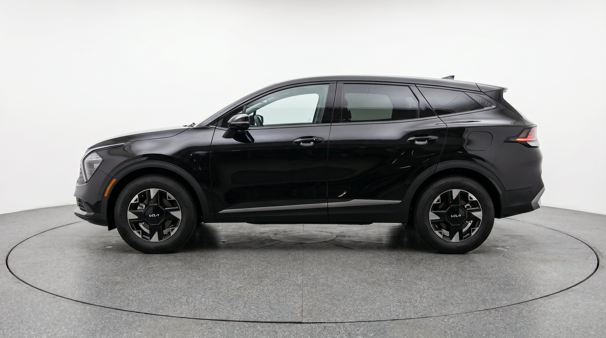 Thumbnail: 2026 Kia Sportage - 5