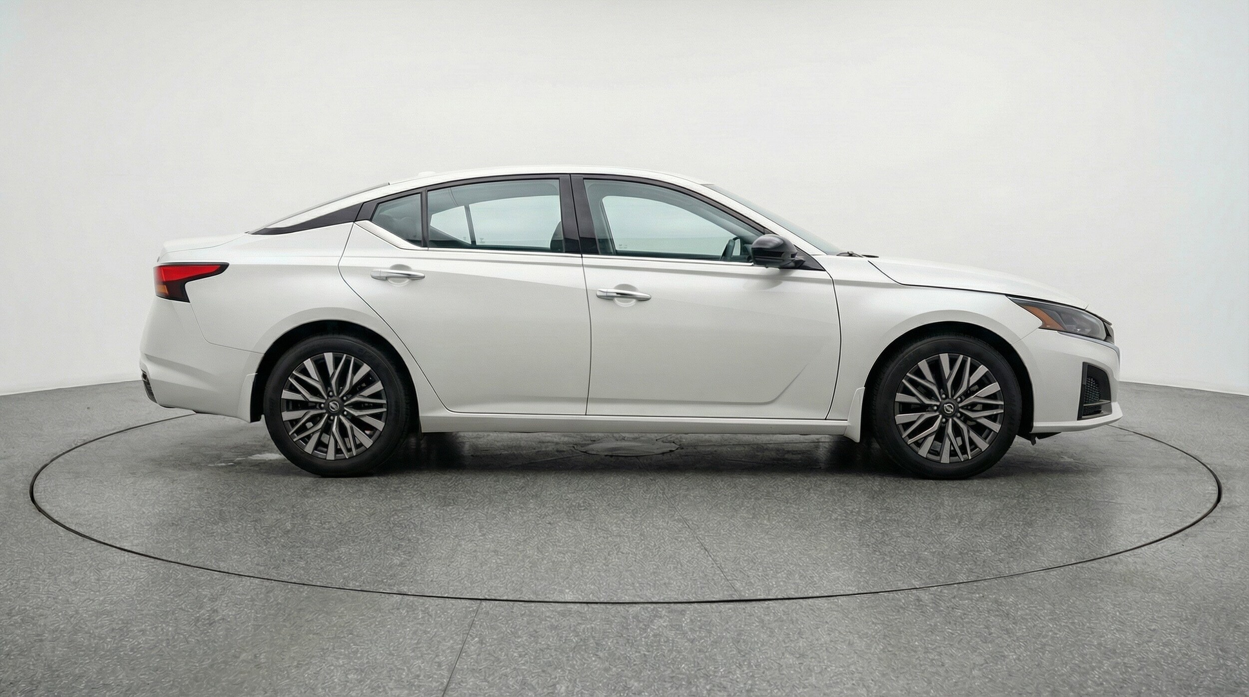 Thumbnail: 2025 Nissan Altima - 11