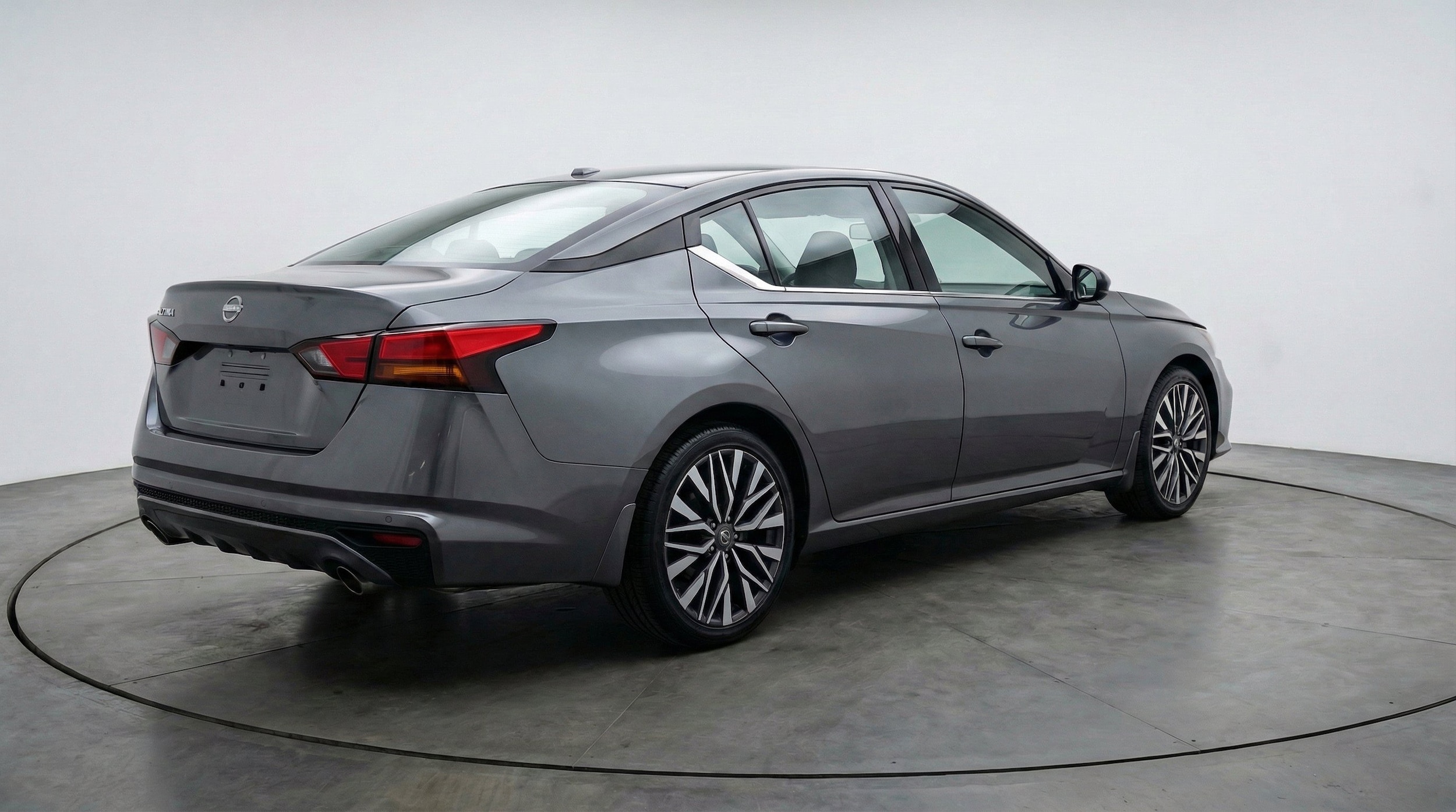 Thumbnail: 2025 Nissan Altima - 9