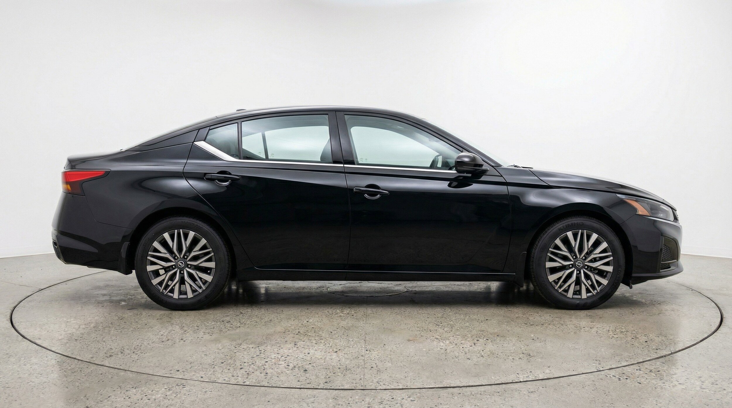 Thumbnail: 2025 Nissan Altima - 11