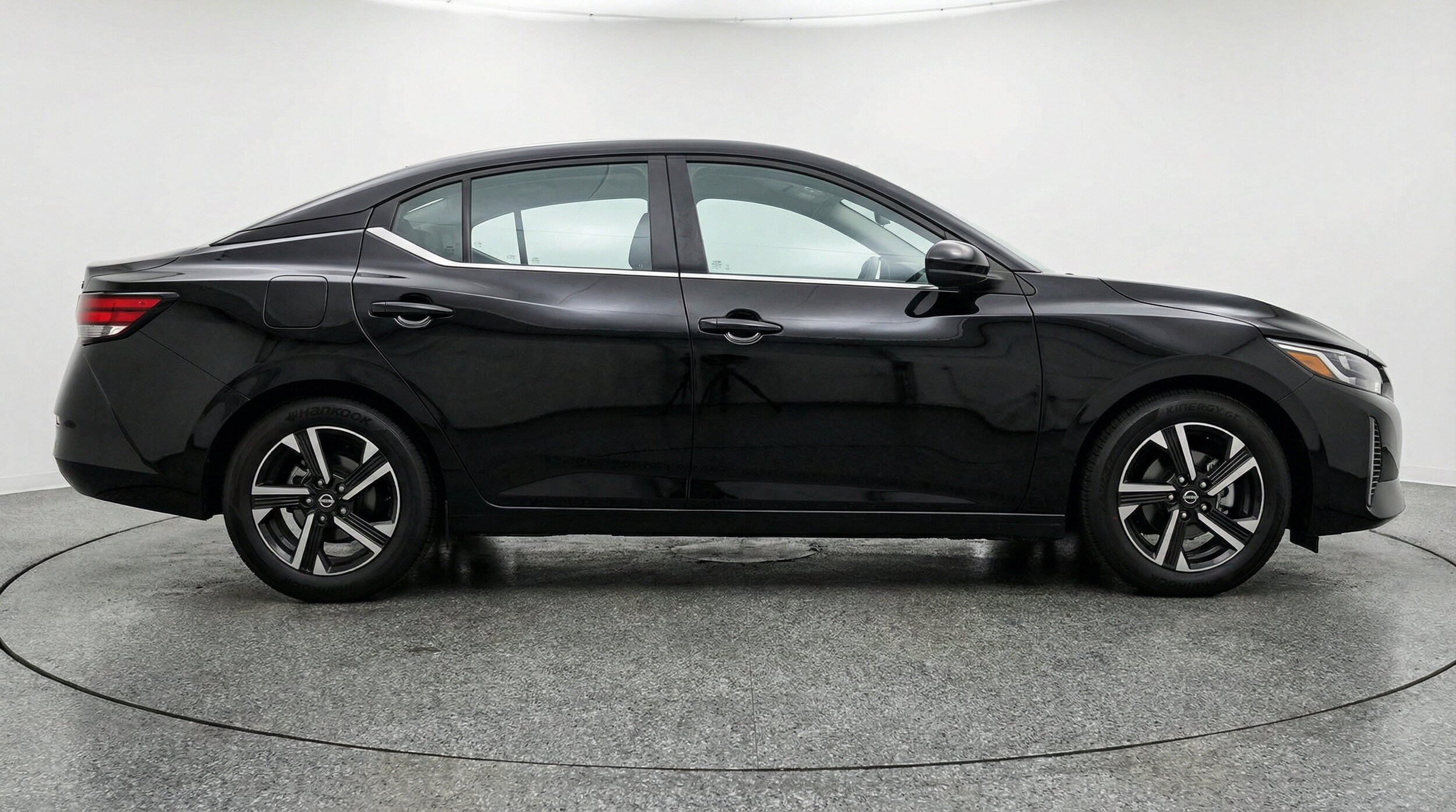Thumbnail: 2025 Nissan Sentra - 11