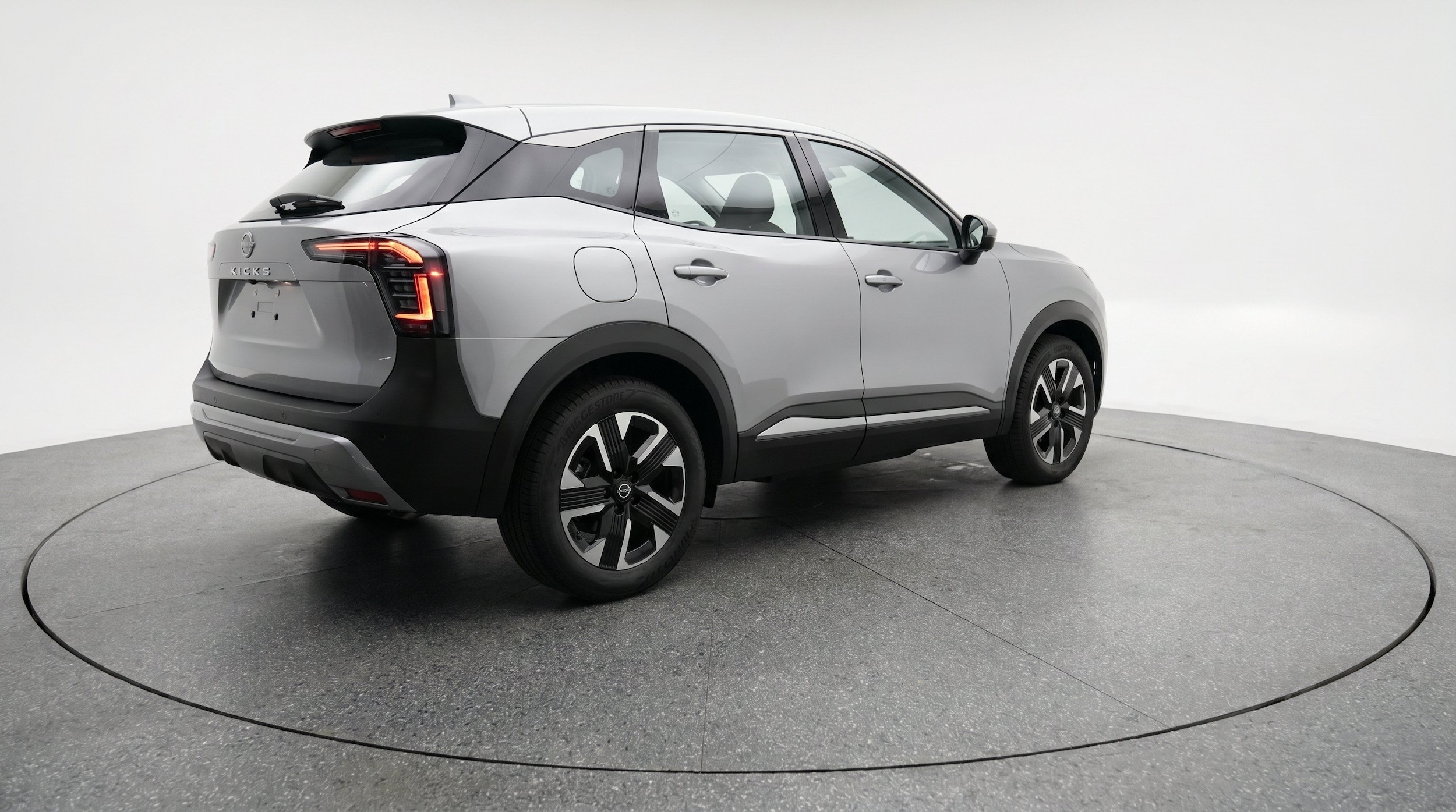 Thumbnail: 2026 Nissan Kicks - 9