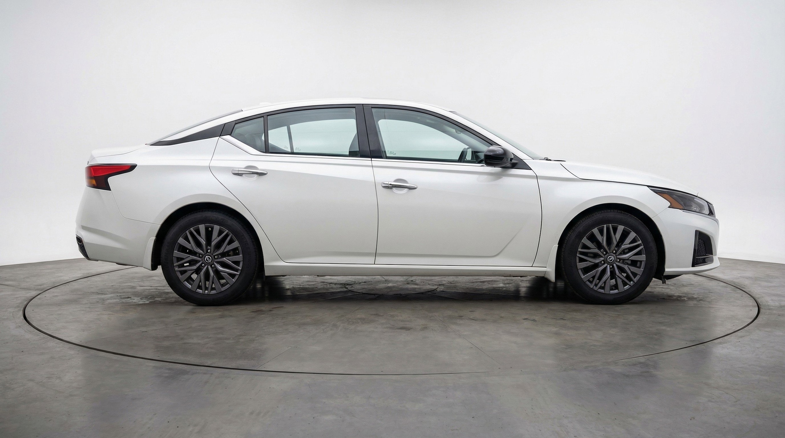 Thumbnail: 2025 Nissan Altima - 11