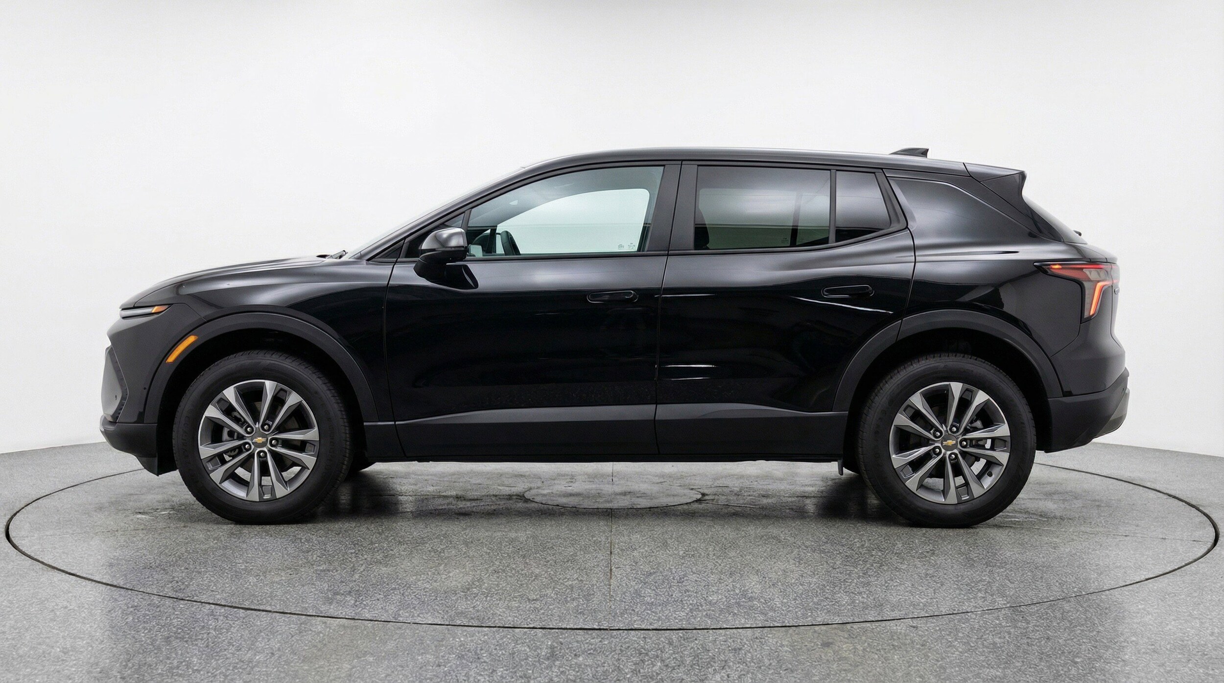 Thumbnail: 2025 Chevrolet Equinox - 5