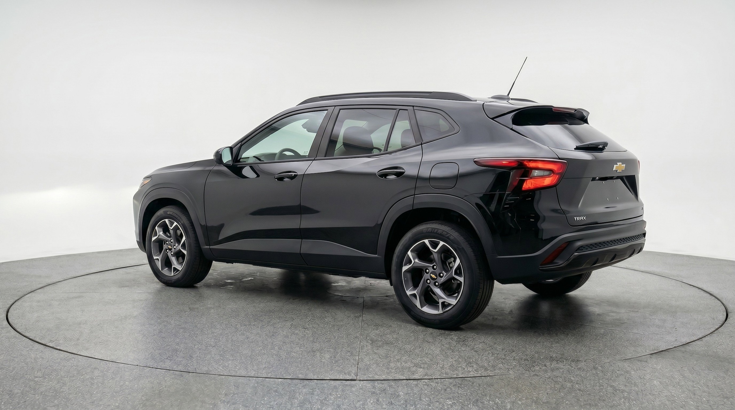 Thumbnail: 2025 Chevrolet Trax - 6