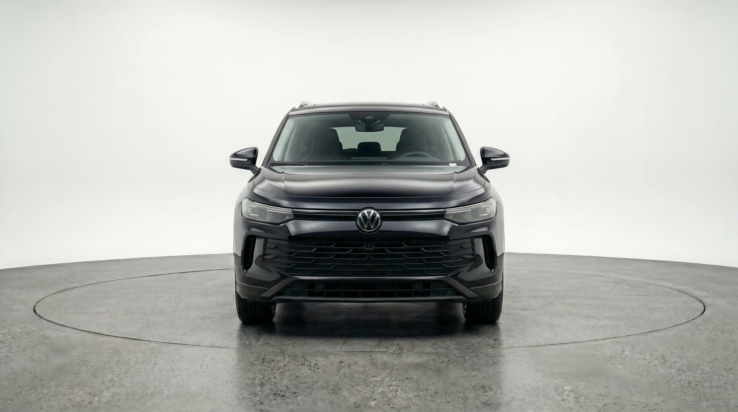 Thumbnail: 2026 Volkswagen Tiguan - 2