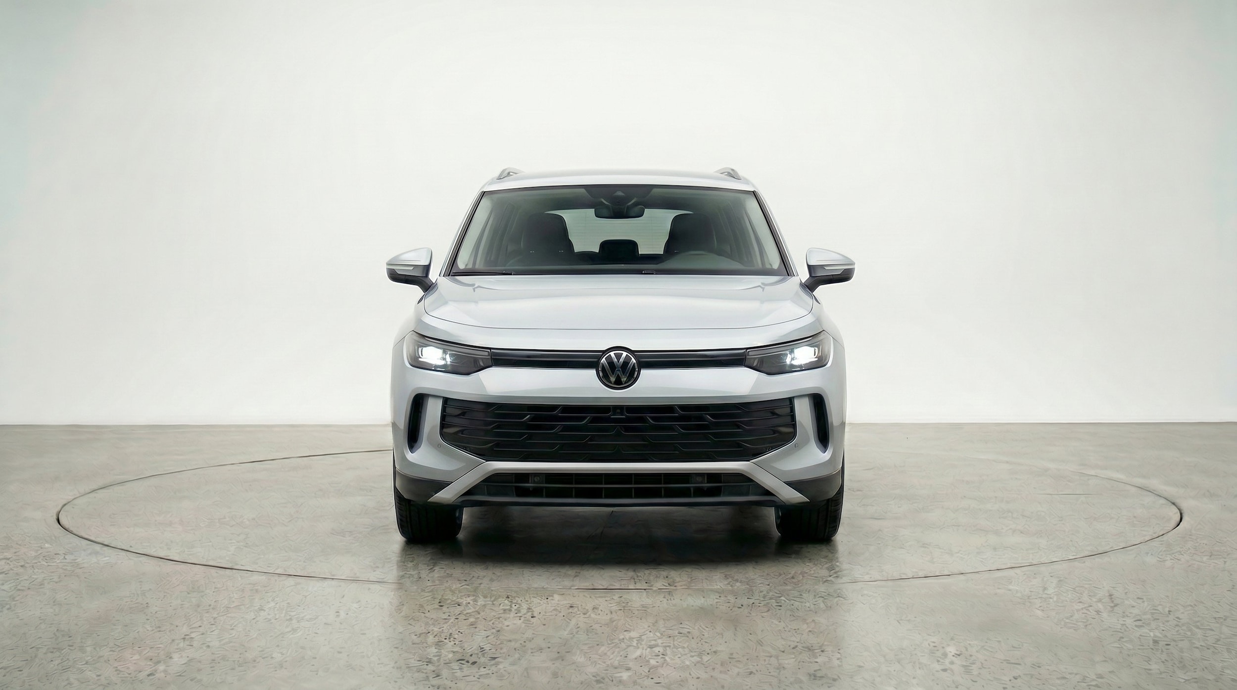Thumbnail: 2026 Volkswagen Tiguan - 2