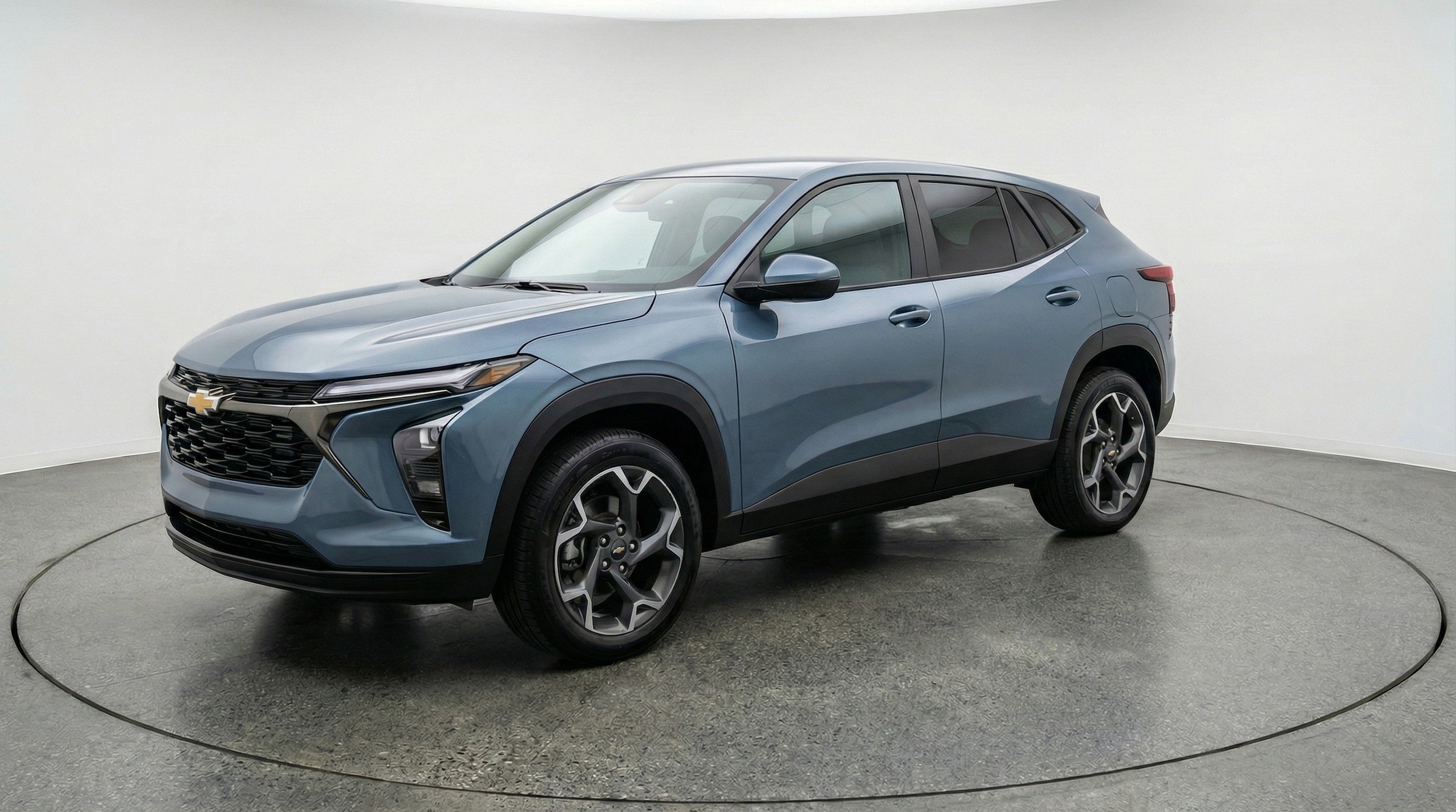 Thumbnail: 2025 Chevrolet Trax - 3