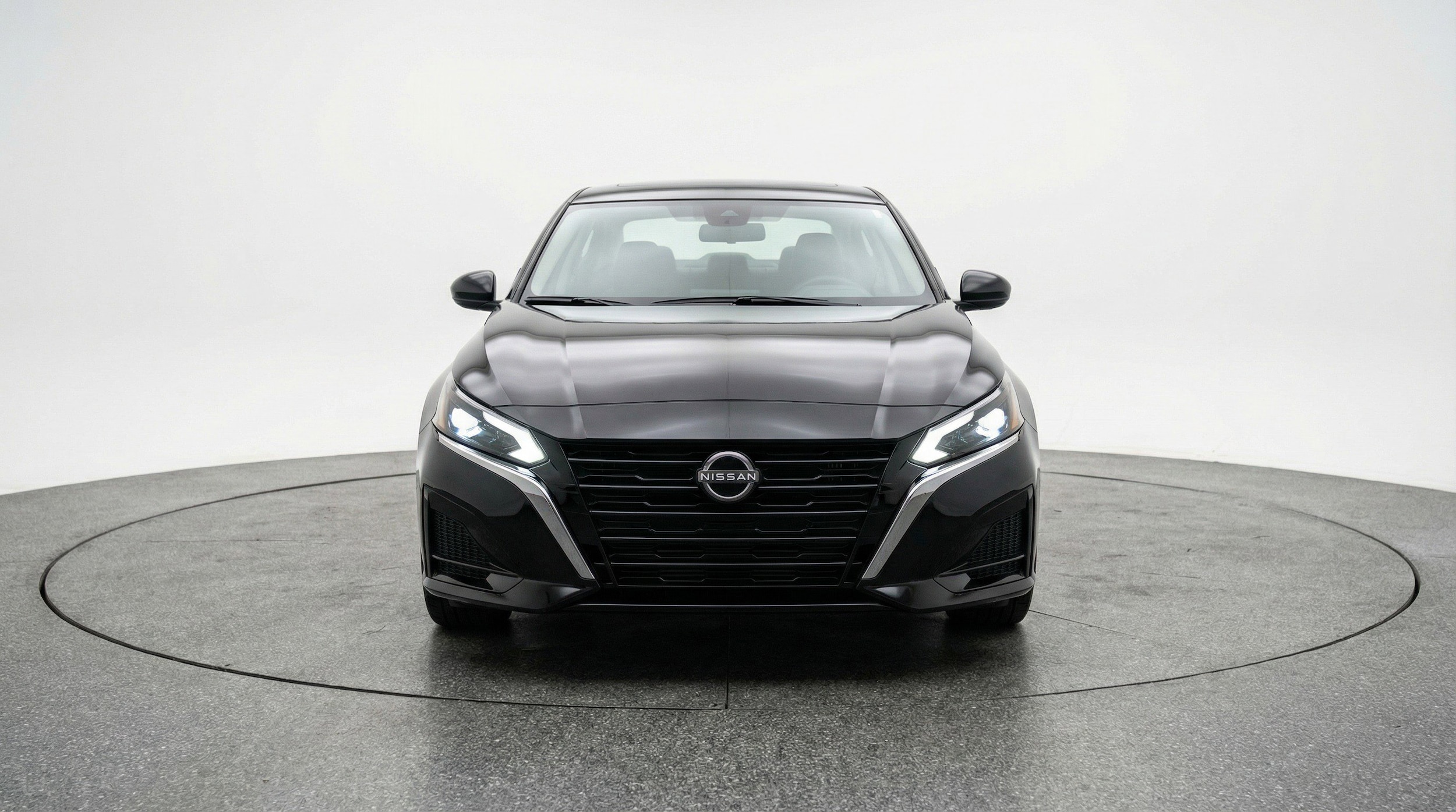 Thumbnail: 2025 Nissan Altima - 2