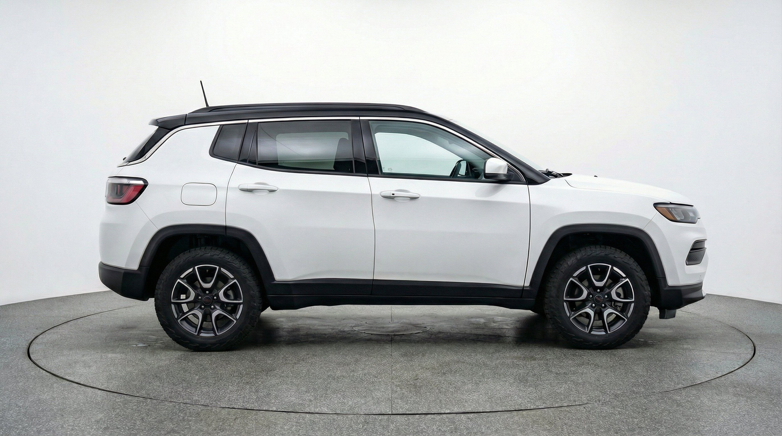 Thumbnail: 2025 Jeep Compass - 10