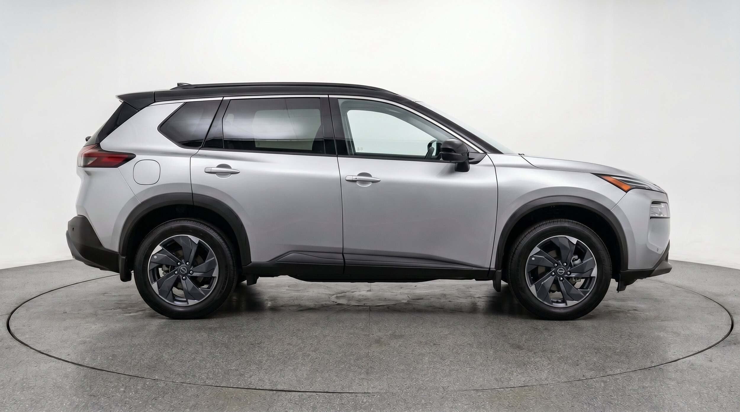 Thumbnail: 2025 Nissan Rogue - 10