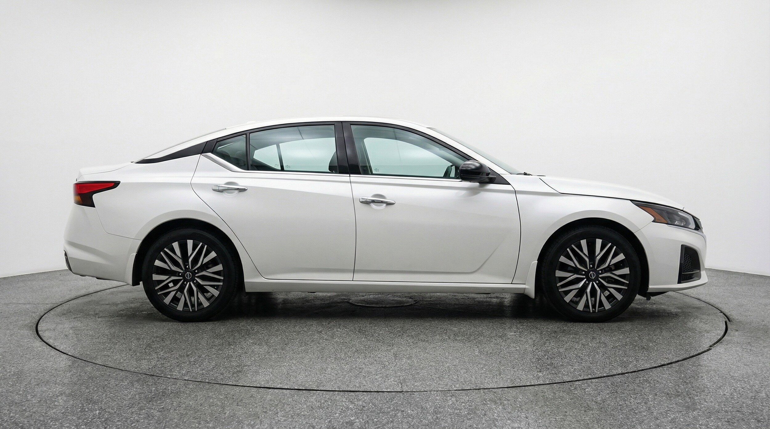 Thumbnail: 2025 Nissan Altima - 11