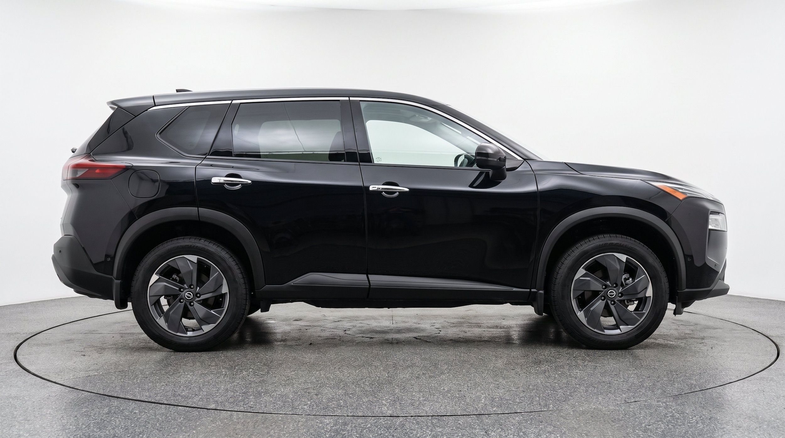 Thumbnail: 2025 Nissan Rogue - 10