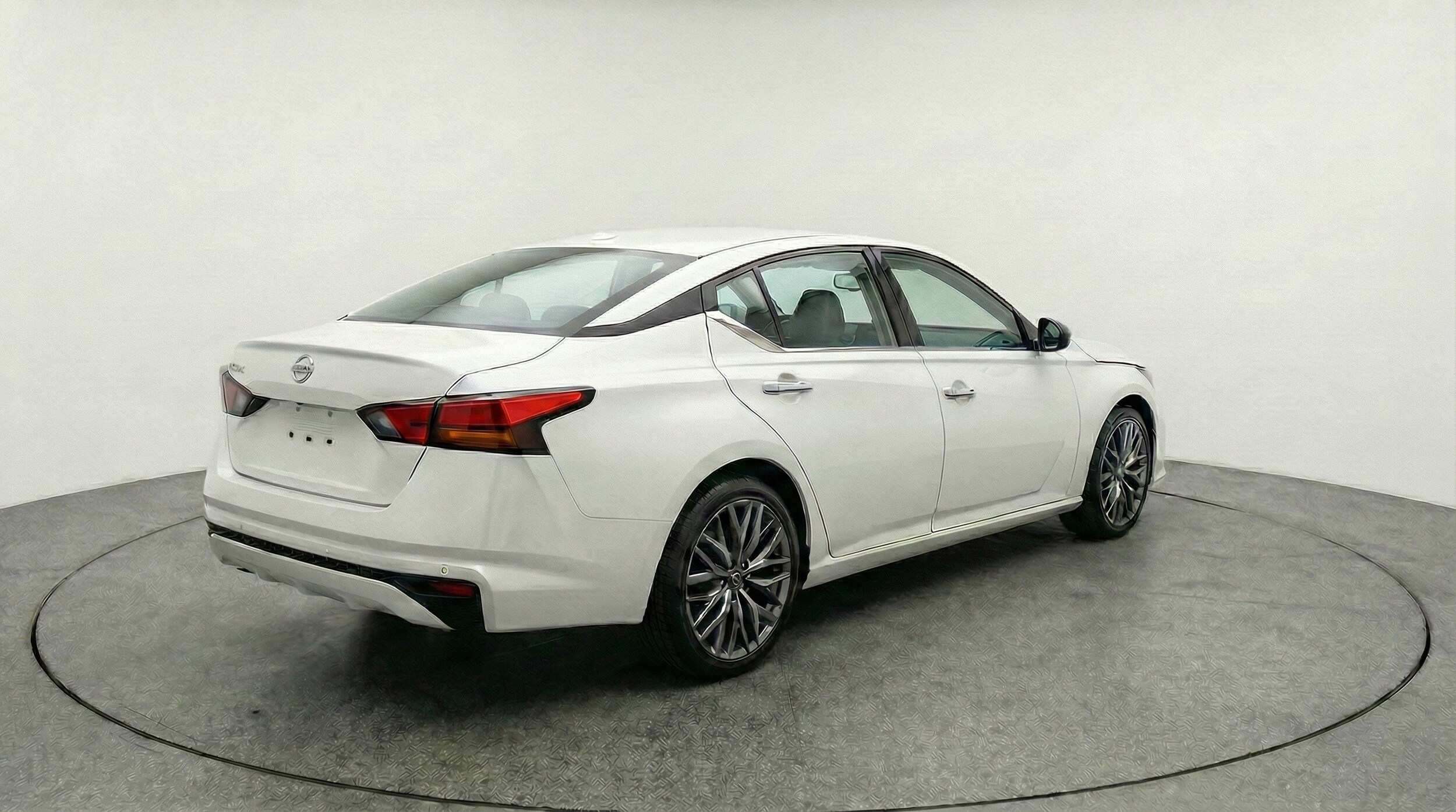 Thumbnail: 2025 Nissan Altima - 8
