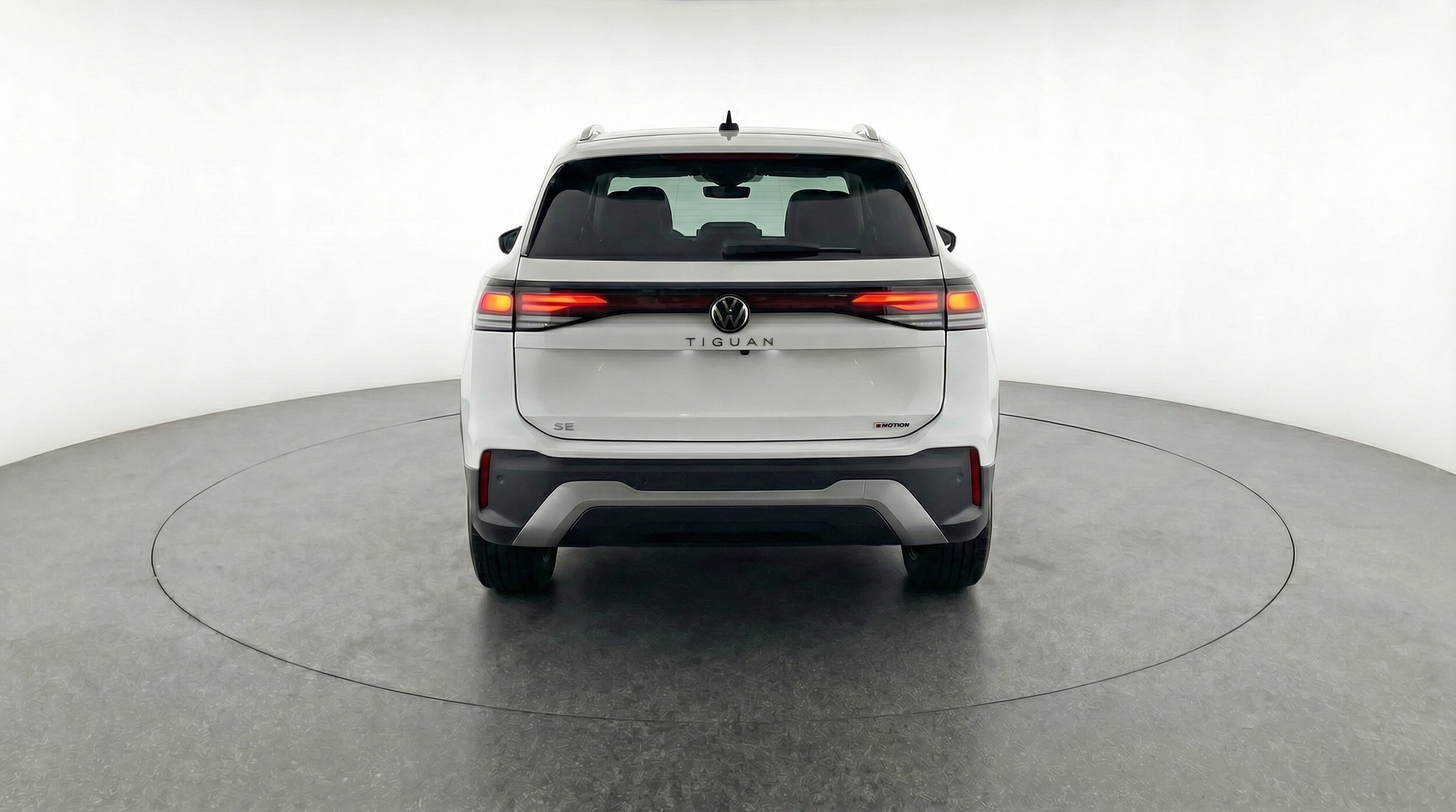 Thumbnail: 2026 Volkswagen Tiguan - 7