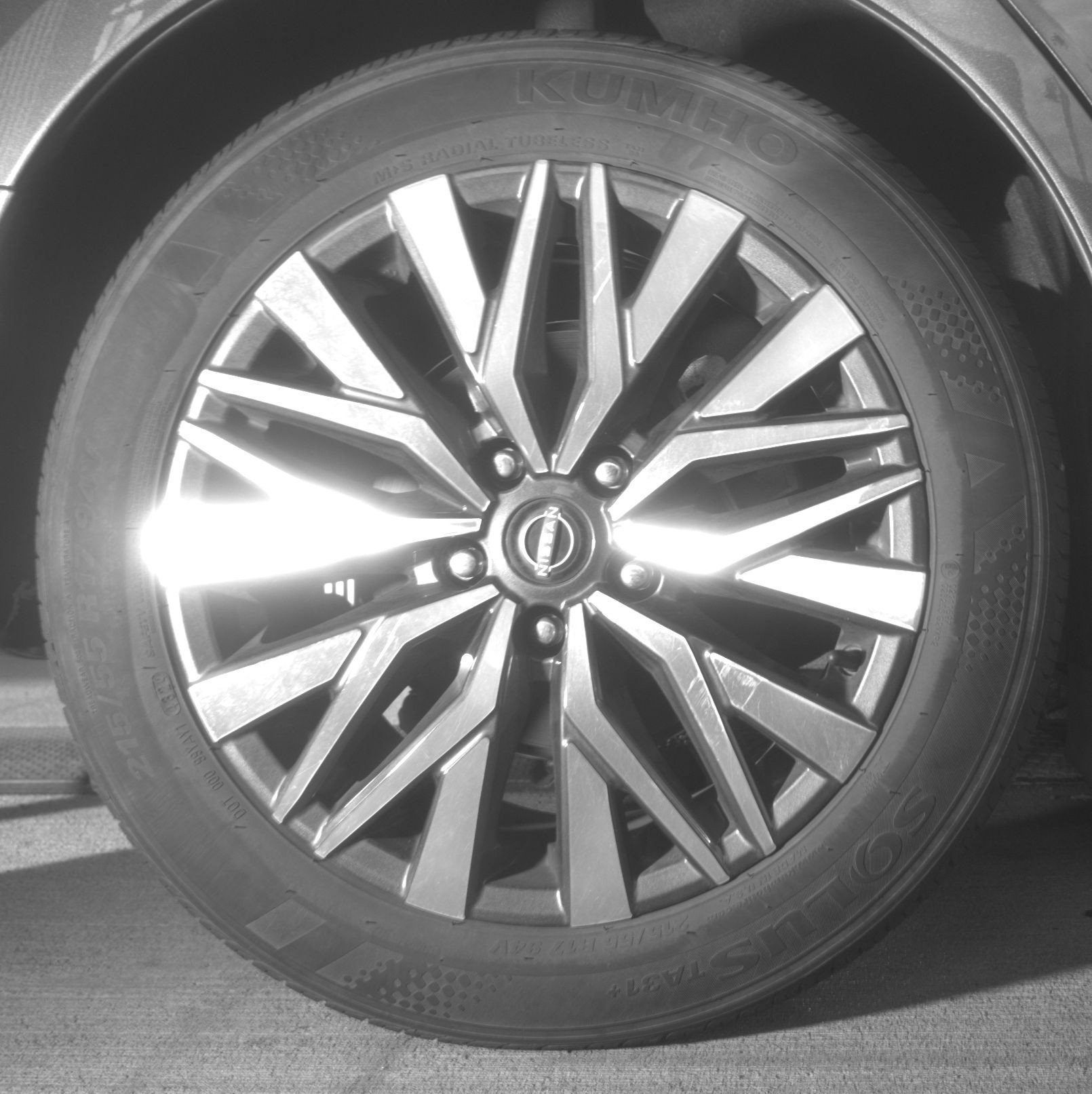 2025 Nissan Altima SV - Photo 14