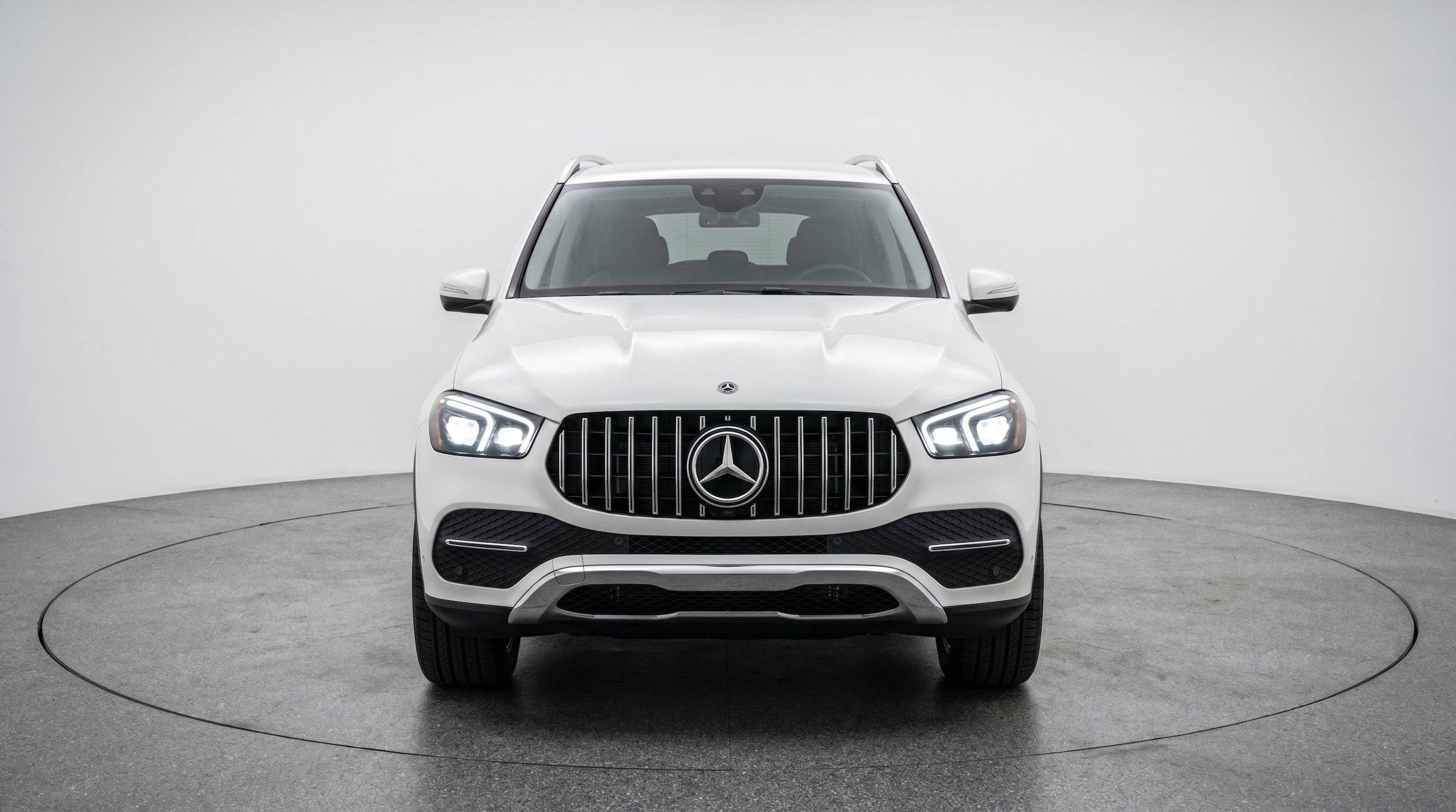 Thumbnail: 2026 Mercedes-Benz GLE - 2