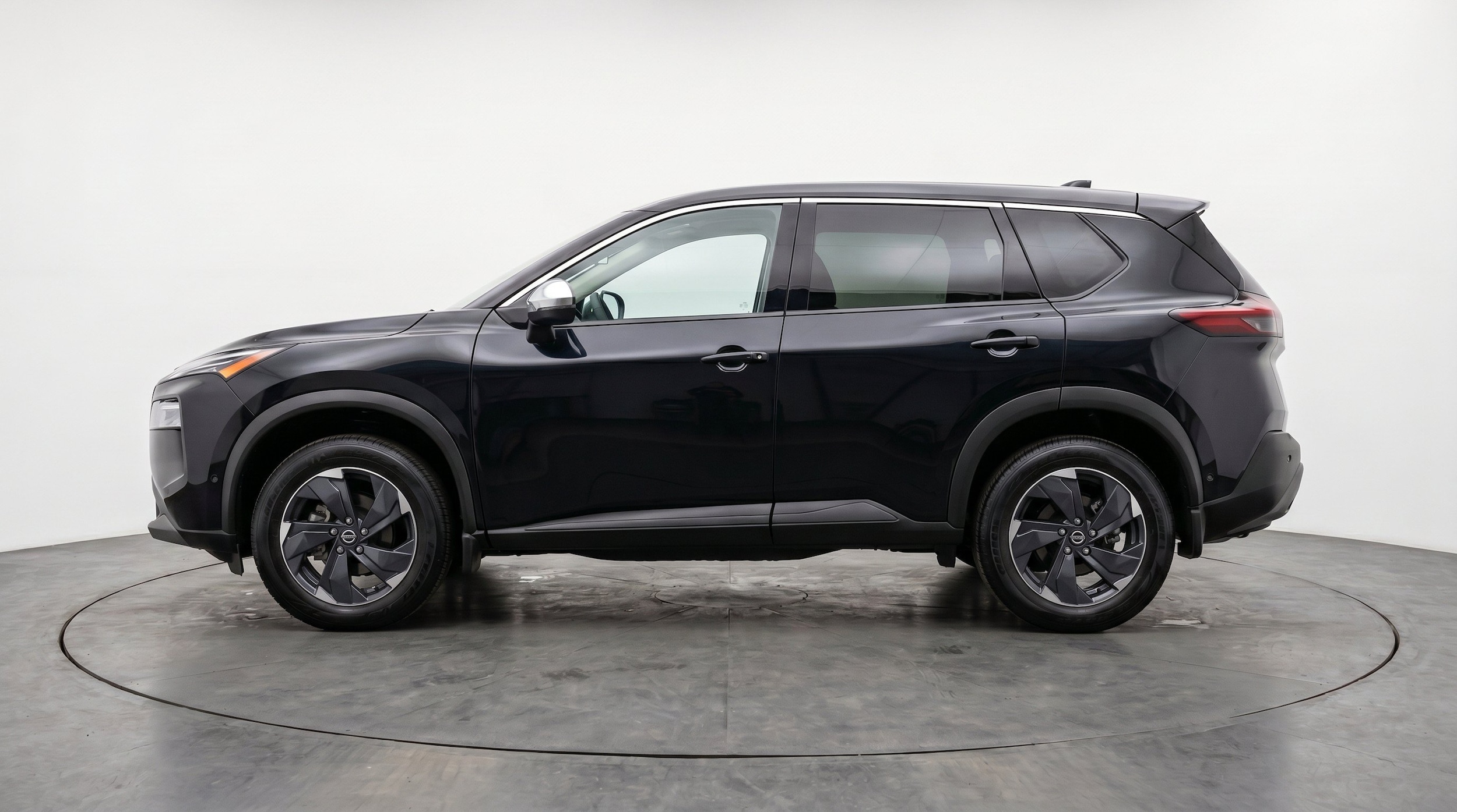 Thumbnail: 2025 Nissan Rogue - 5