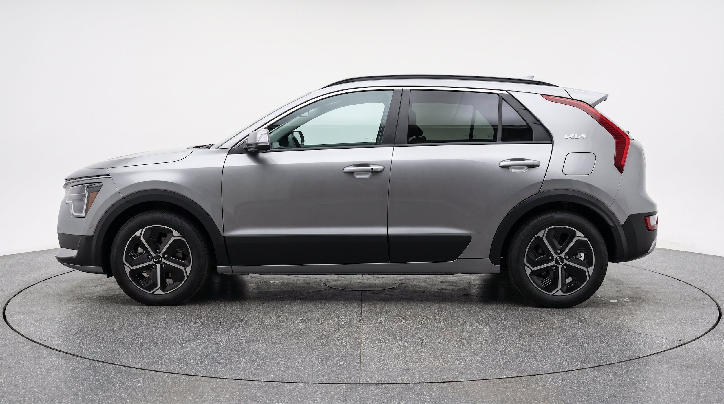 Thumbnail: 2026 Kia Niro - 5