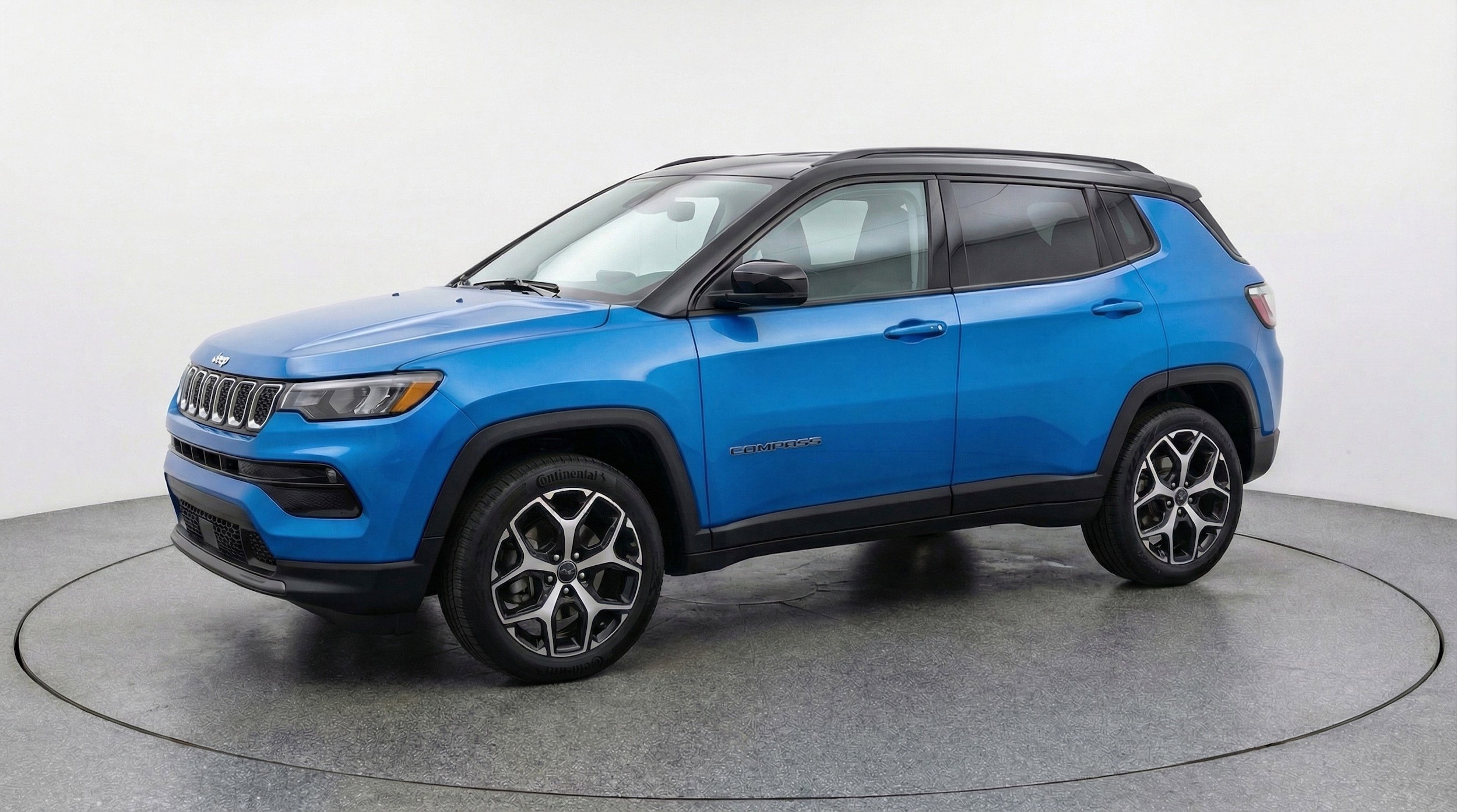 Thumbnail: 2025 Jeep Compass - 3