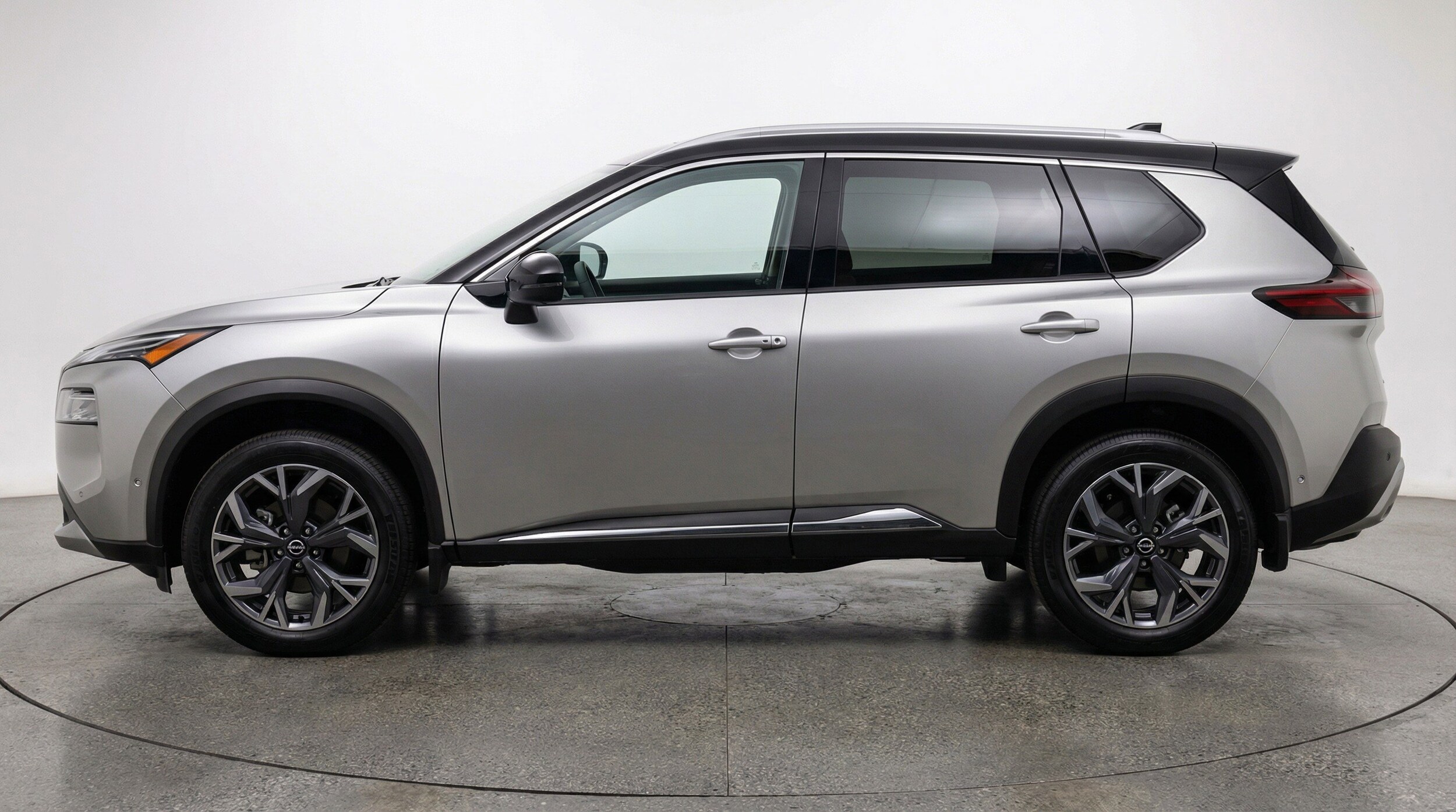 Thumbnail: 2025 Nissan Rogue - 5