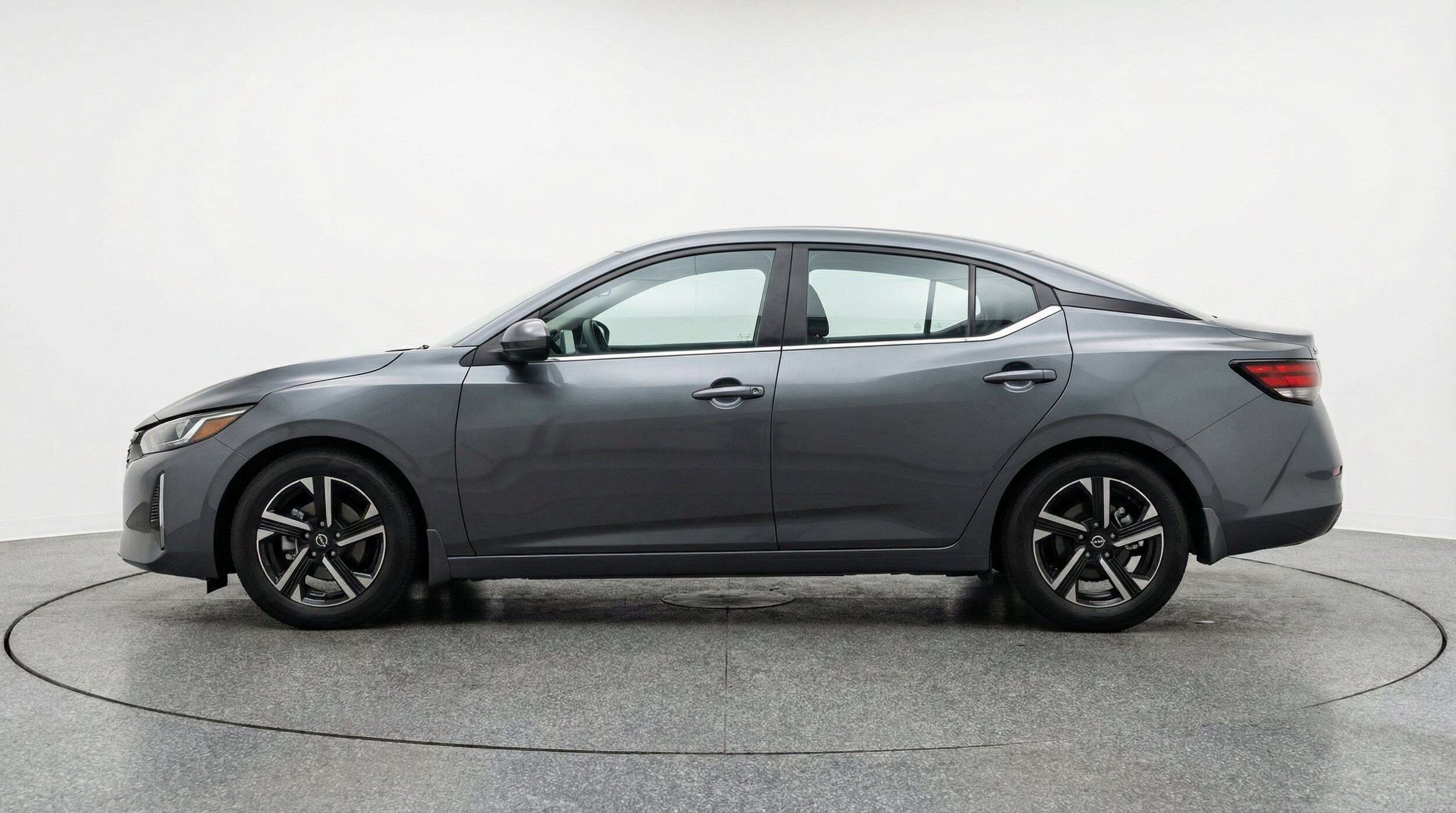 Thumbnail: 2025 Nissan Sentra - 5