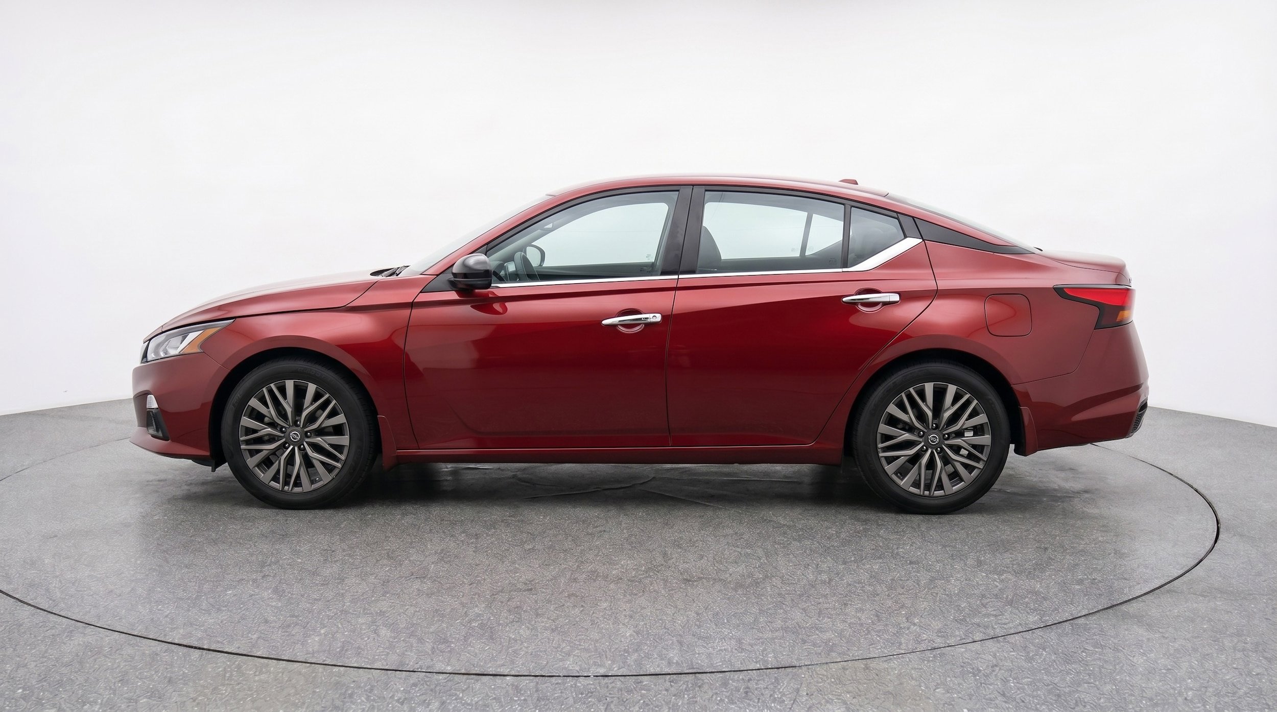 Thumbnail: 2025 Nissan Altima - 4