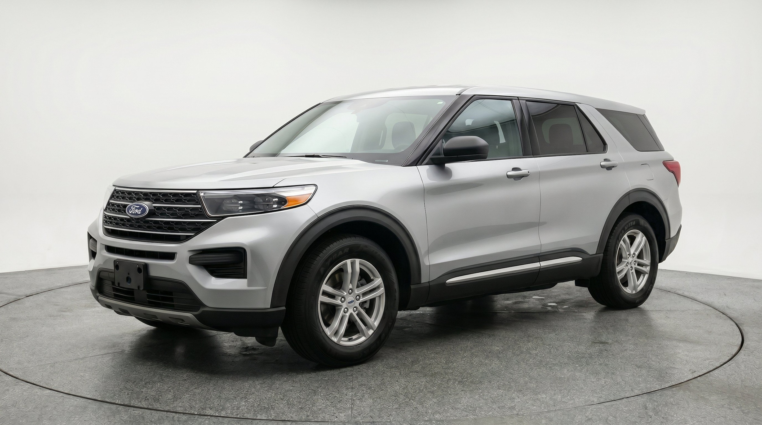 Thumbnail: 2024 Ford Explorer - 3