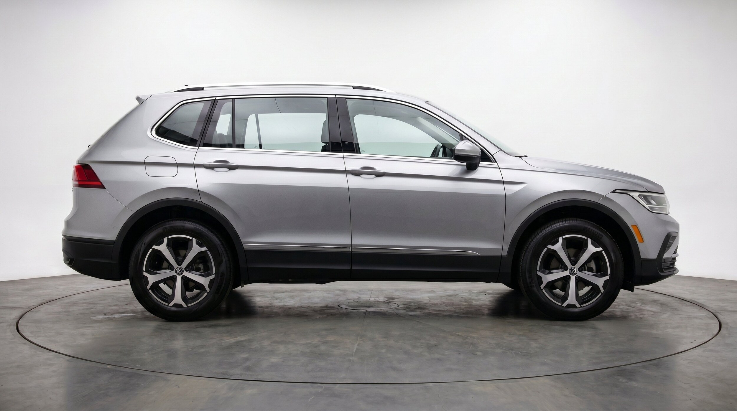 Thumbnail: 2026 Volkswagen Tiguan - 11