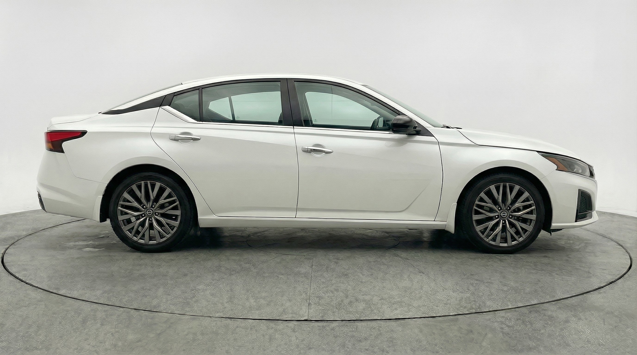 Thumbnail: 2025 Nissan Altima - 11