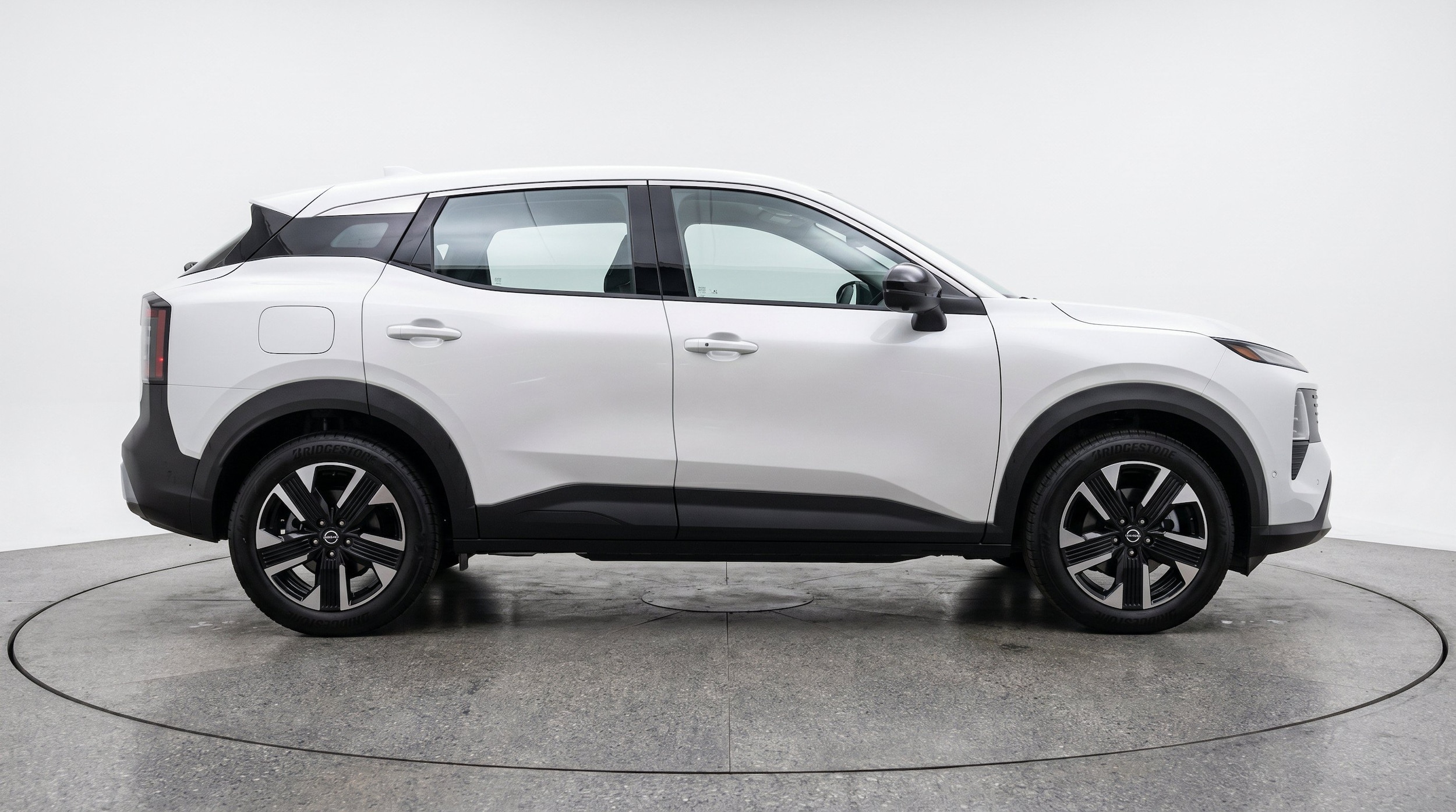 Thumbnail: 2026 Nissan Kicks - 11