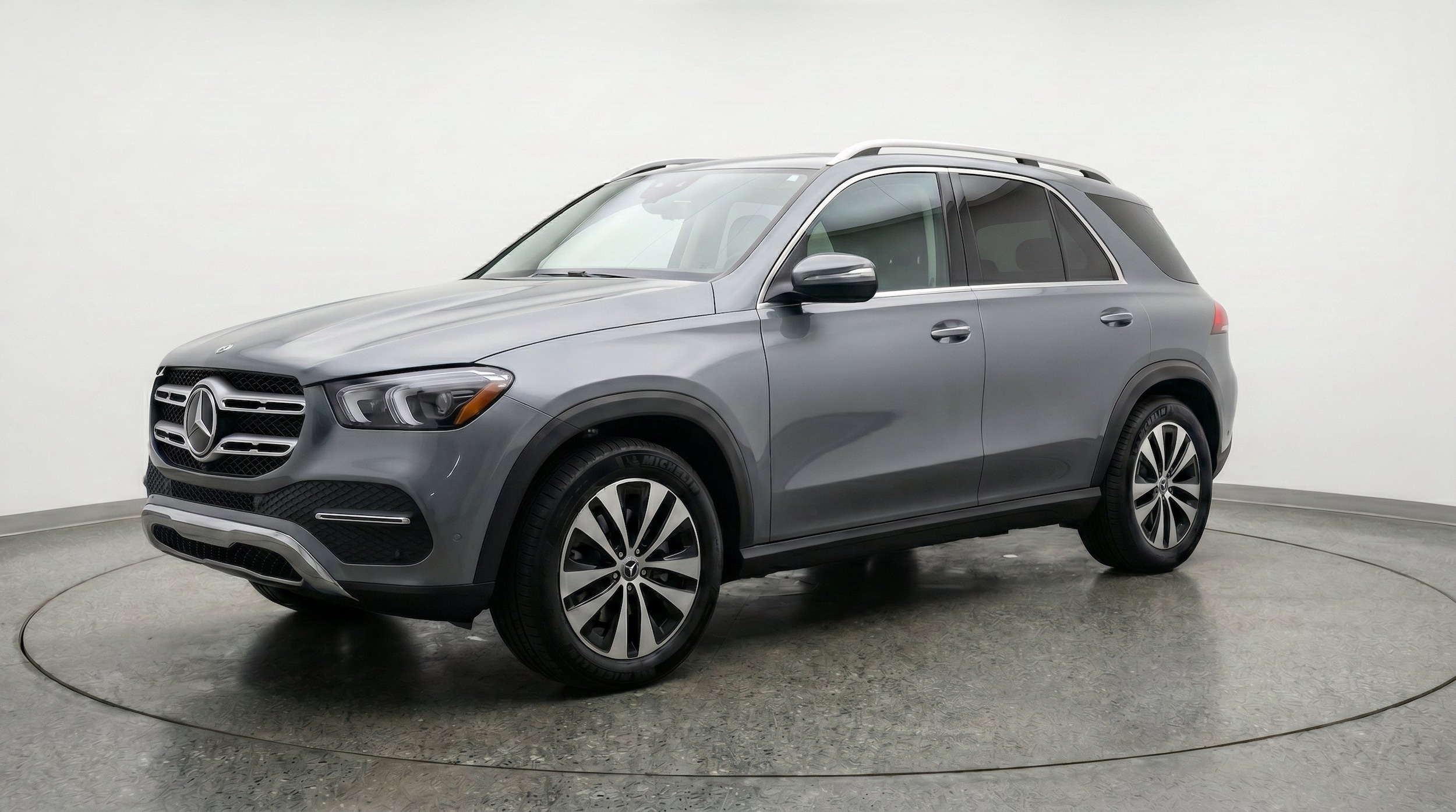 Thumbnail: 2026 Mercedes-Benz GLE - 3
