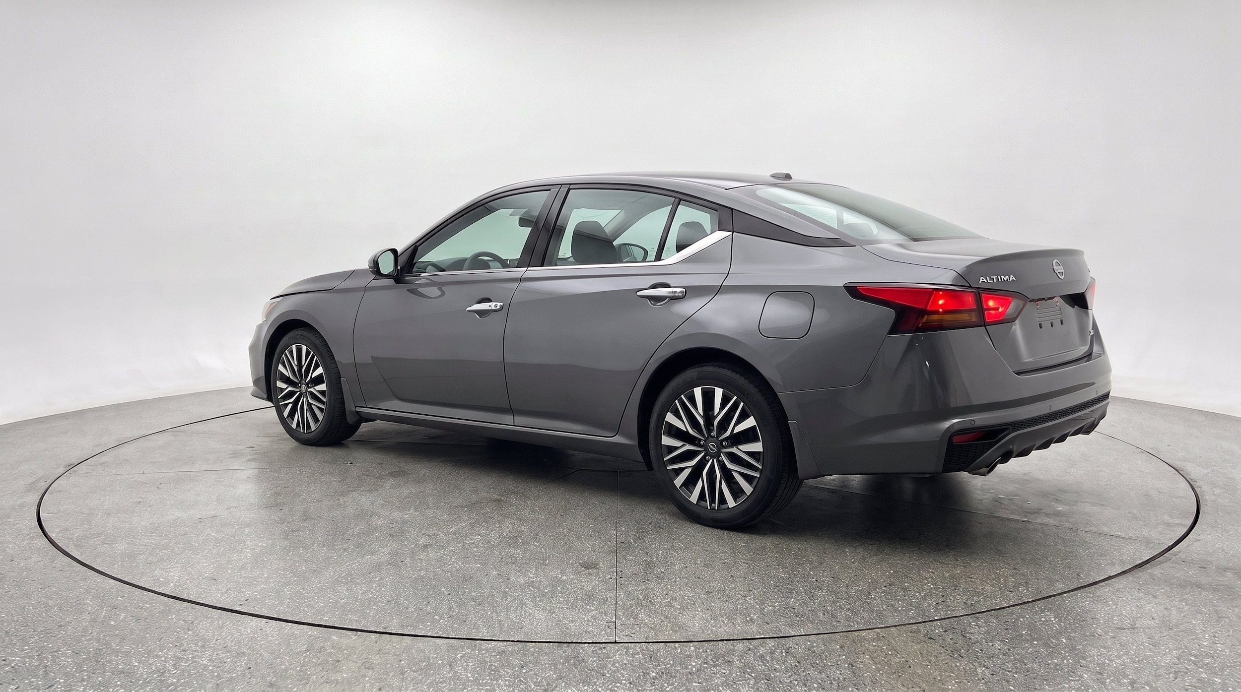 Thumbnail: 2025 Nissan Altima - 6