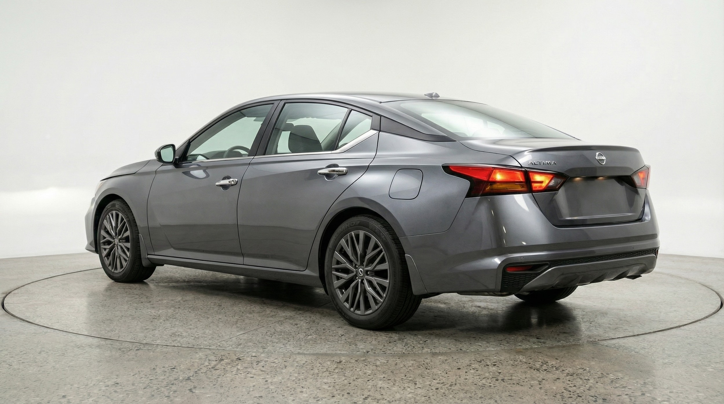 Thumbnail: 2025 Nissan Altima - 5