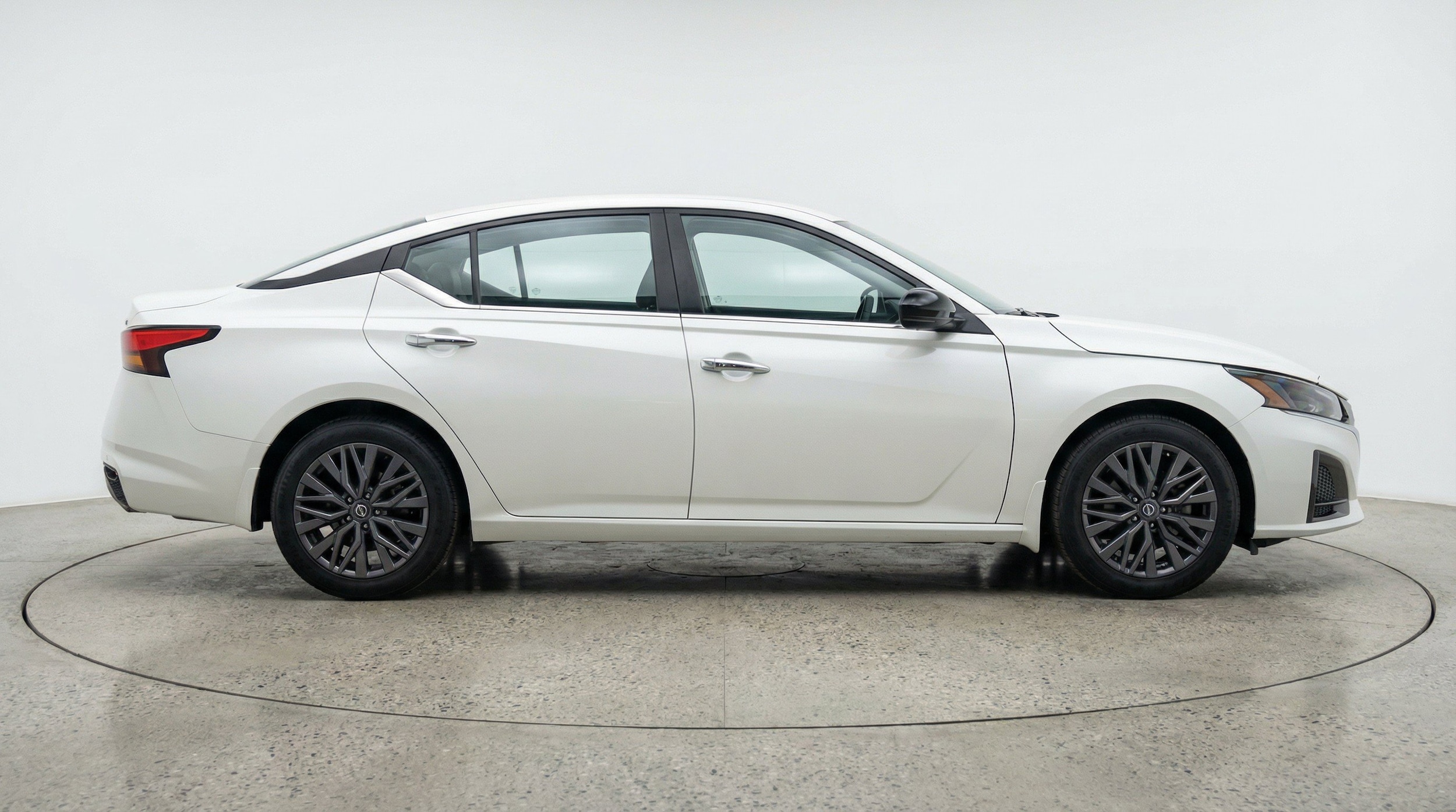 Thumbnail: 2025 Nissan Altima - 11