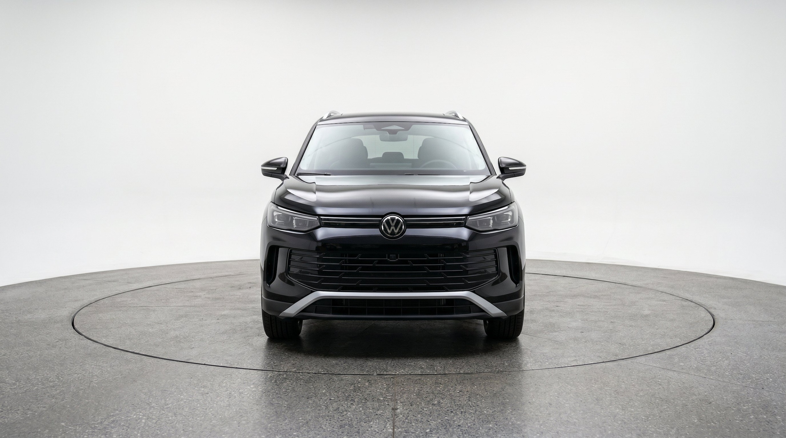 Thumbnail: 2026 Volkswagen Tiguan - 2