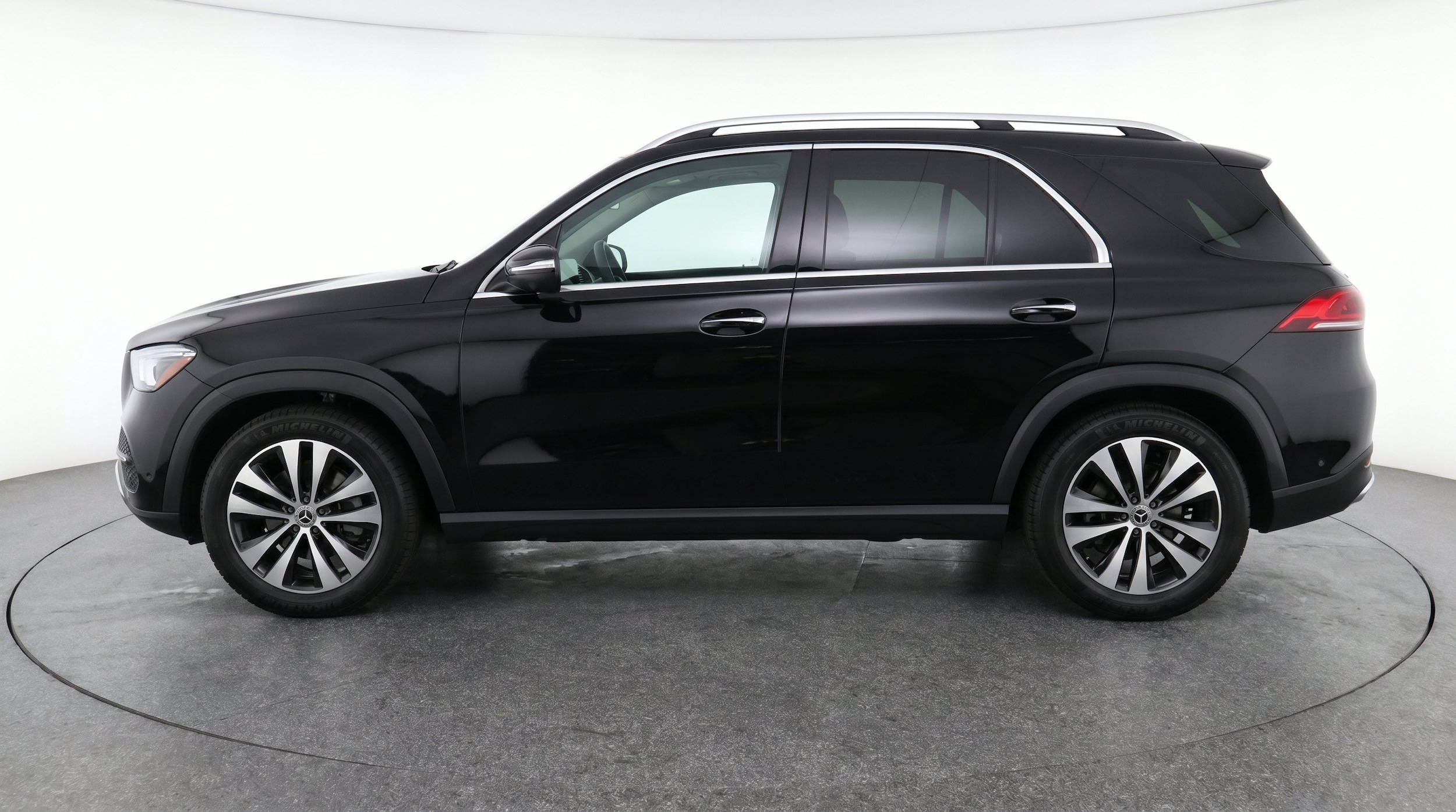 Thumbnail: 2026 Mercedes-Benz GLE - 5