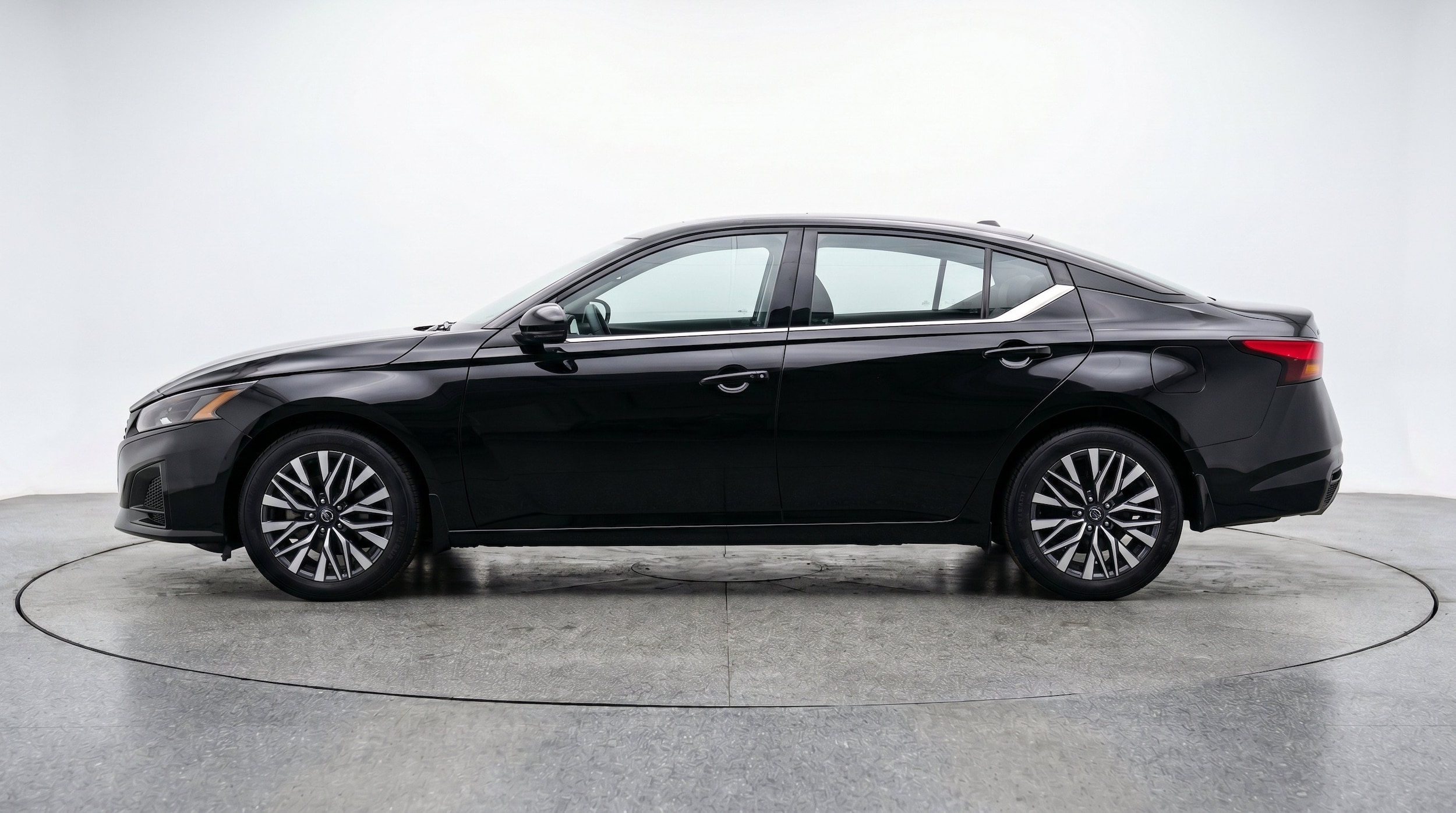 Thumbnail: 2026 Nissan Altima - 5