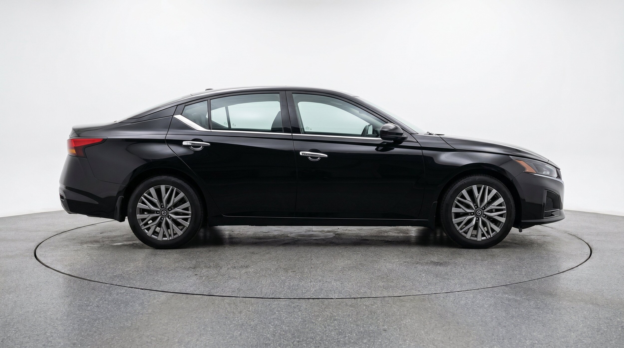 Thumbnail: 2025 Nissan Altima - 11
