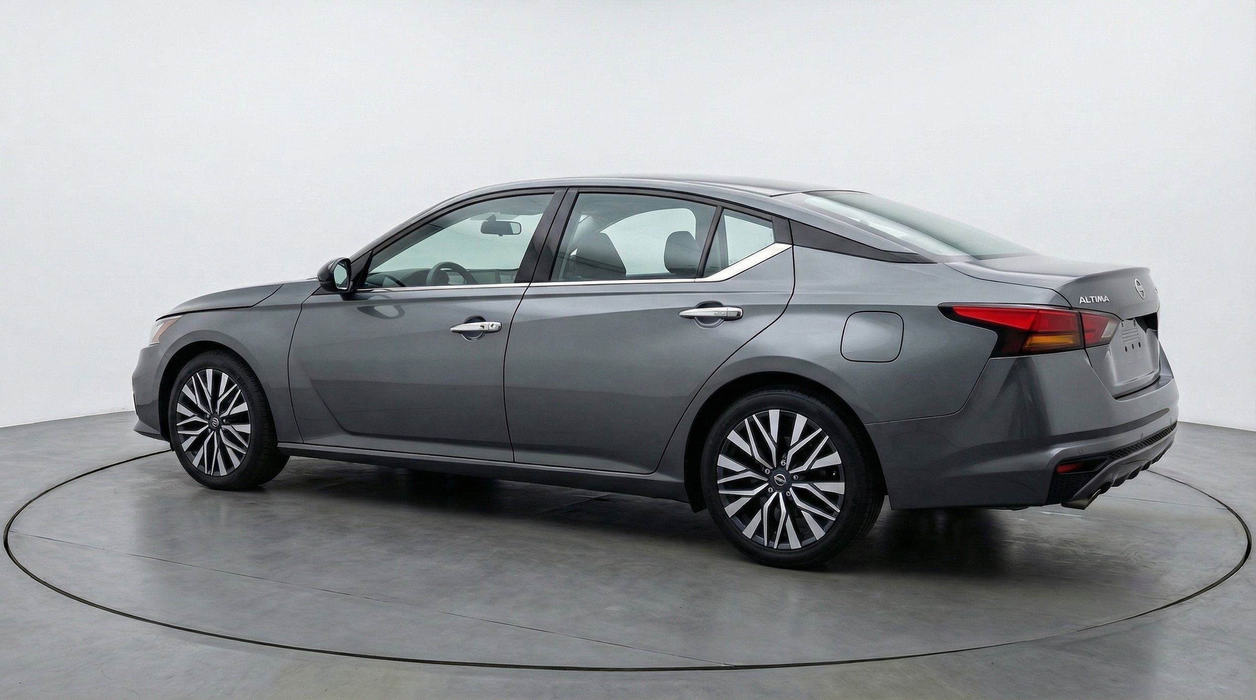 Thumbnail: 2025 Nissan Altima - 6