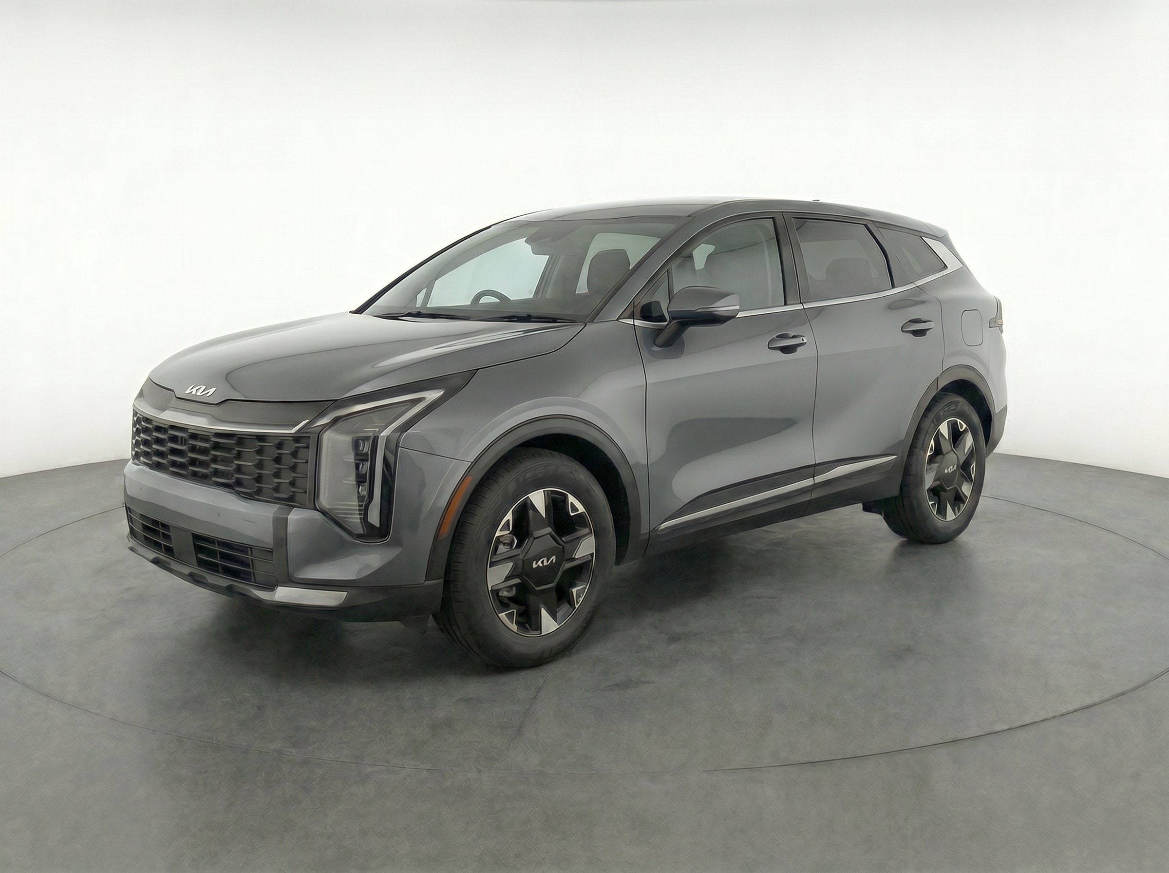 Thumbnail: 2026 Kia Sportage - 3